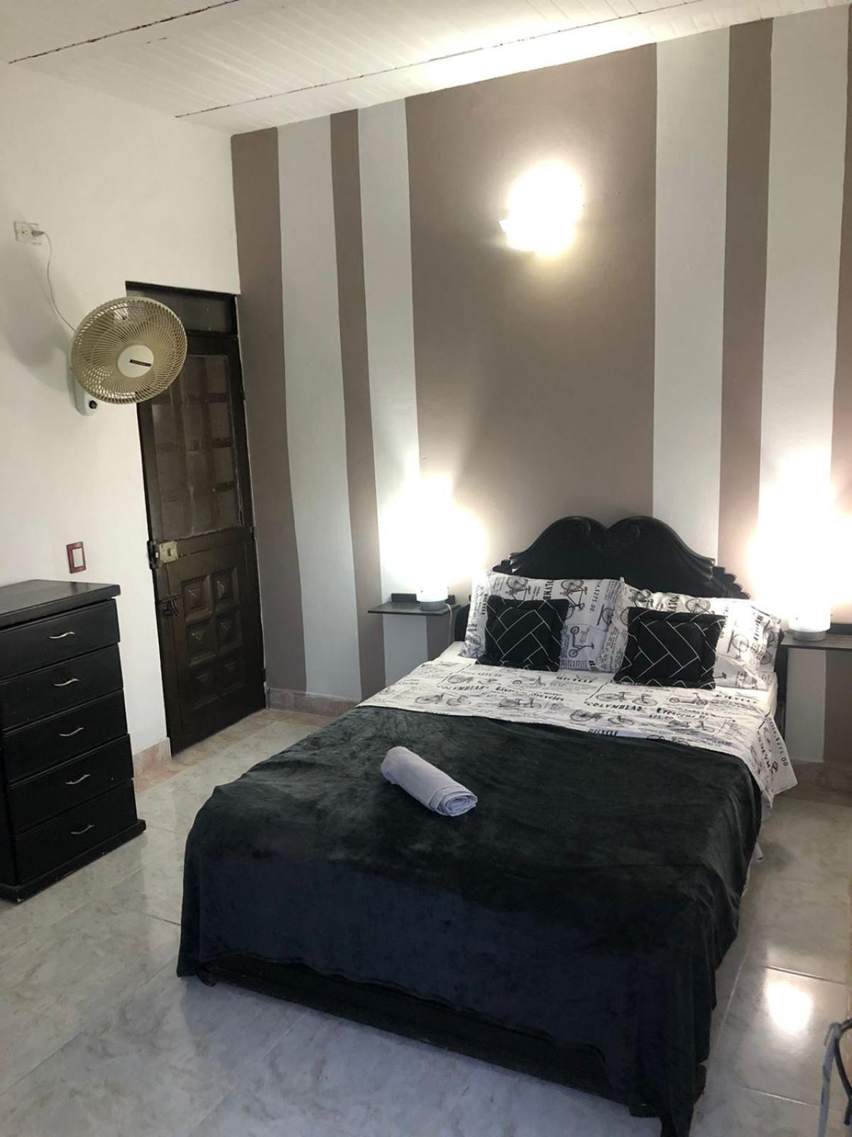 Villa Rubens, Casa familiar con piscina privada