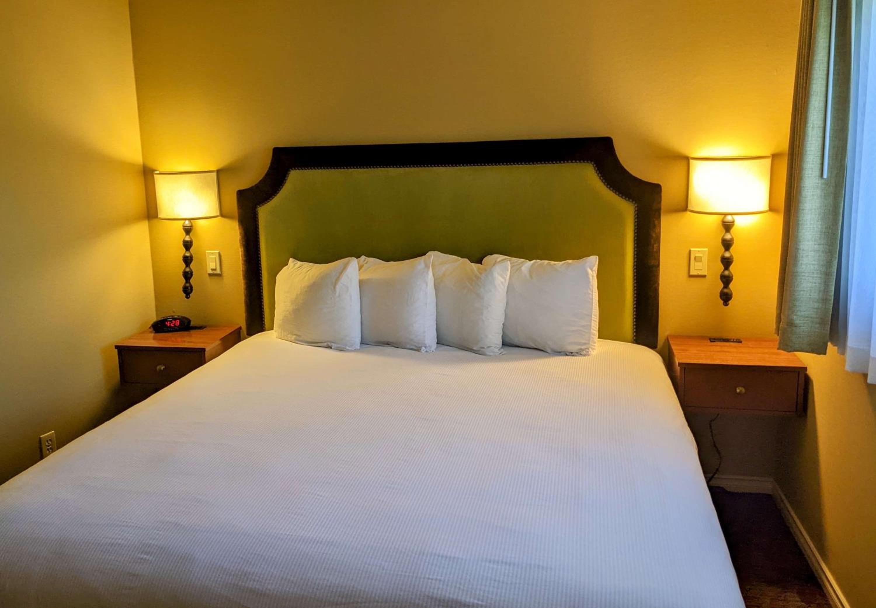 Ashland Vacations - The Bard's Inn - BW Signature Collection by Best Western - Property Image 10