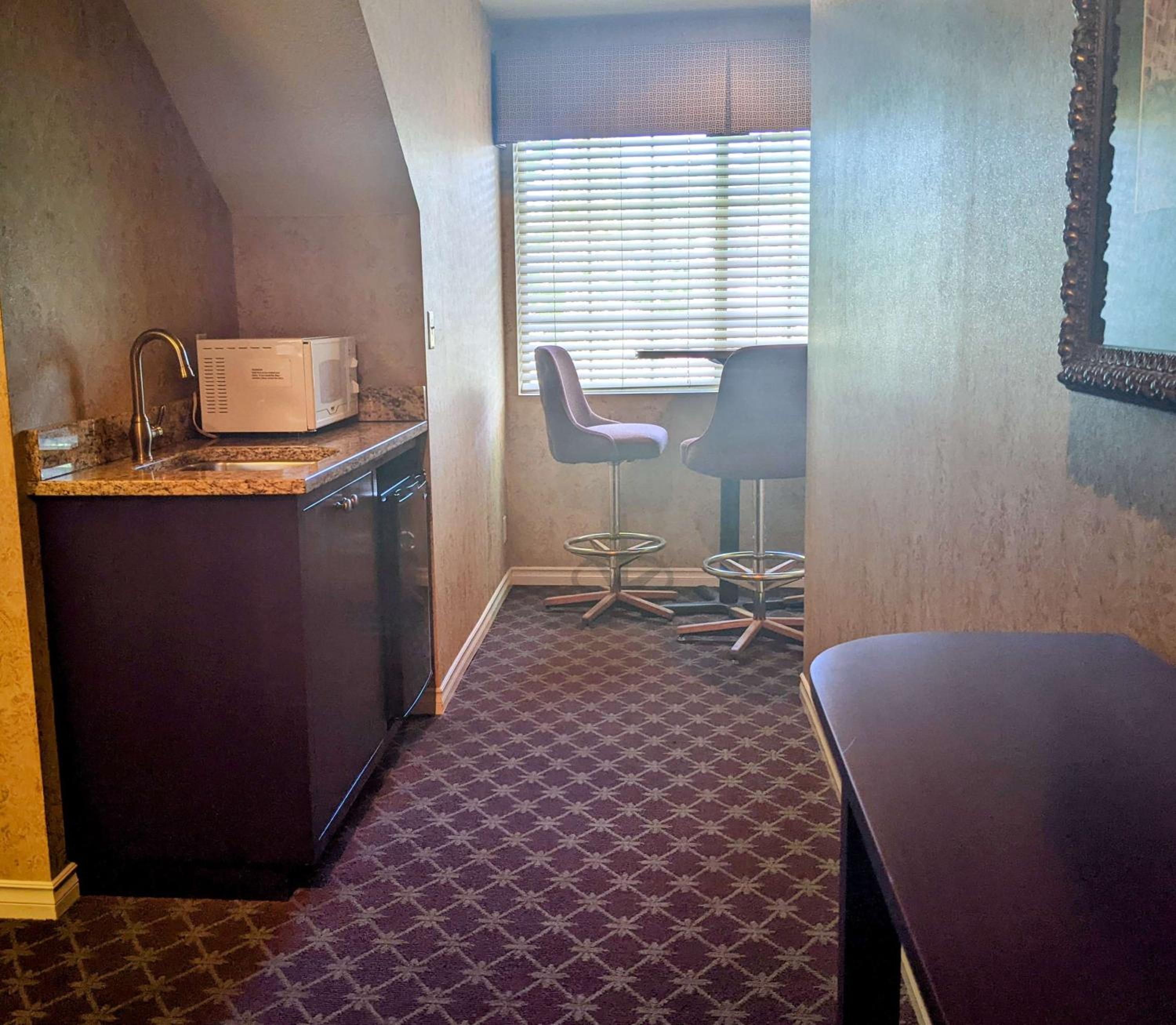 Ashland Vacations - The Bard's Inn - BW Signature Collection by Best Western - Property Image 13