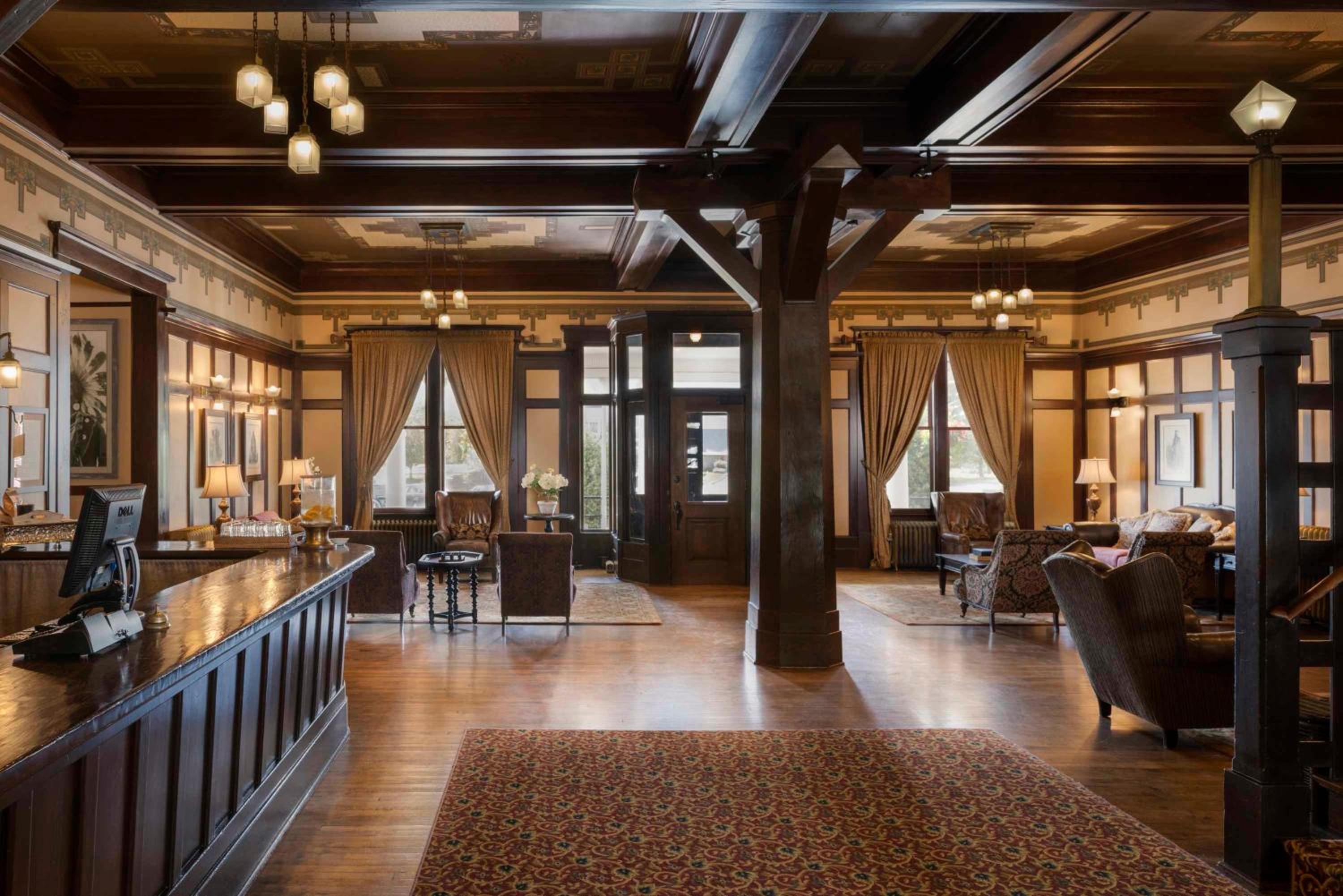 The Sacajawea Hotel