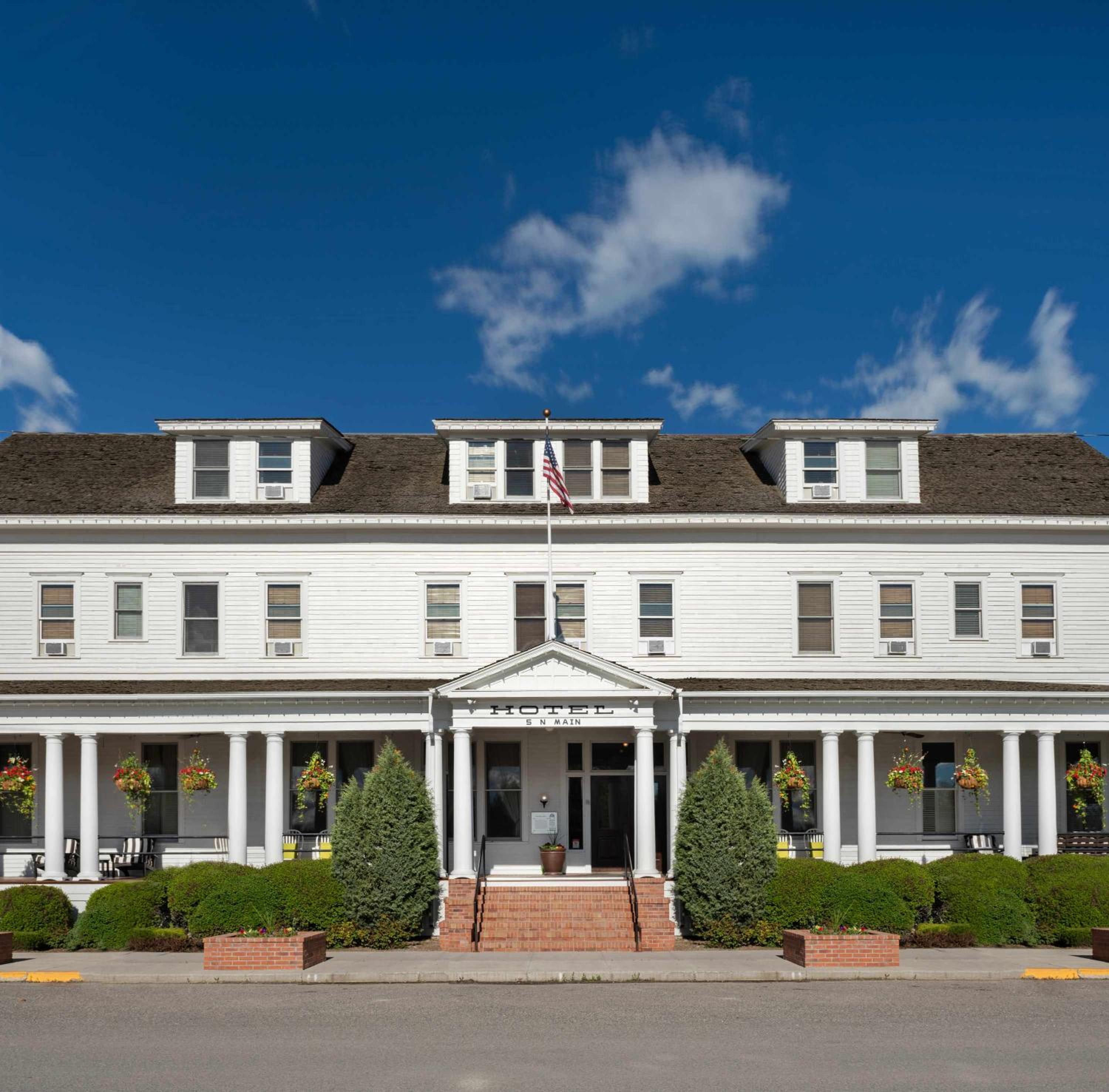 The Sacajawea Hotel