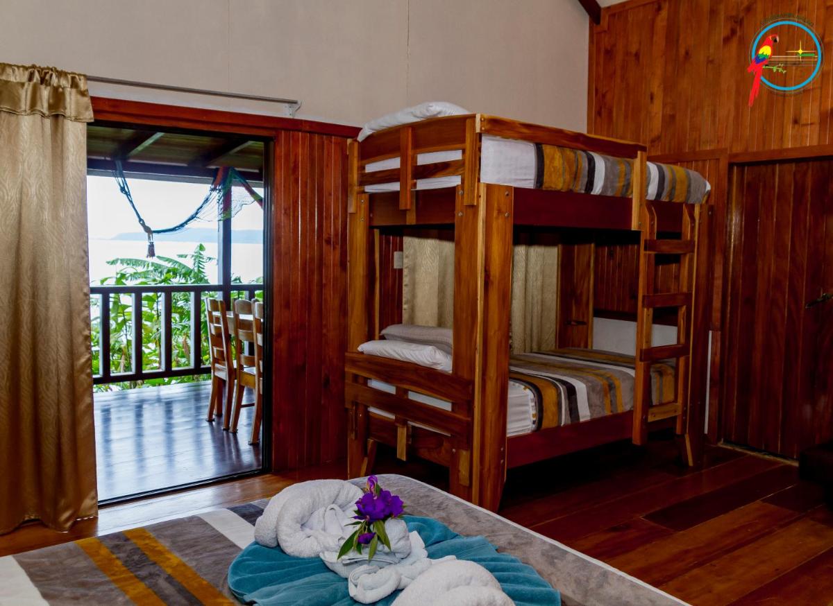 Cabaña Ara Macao Lodge