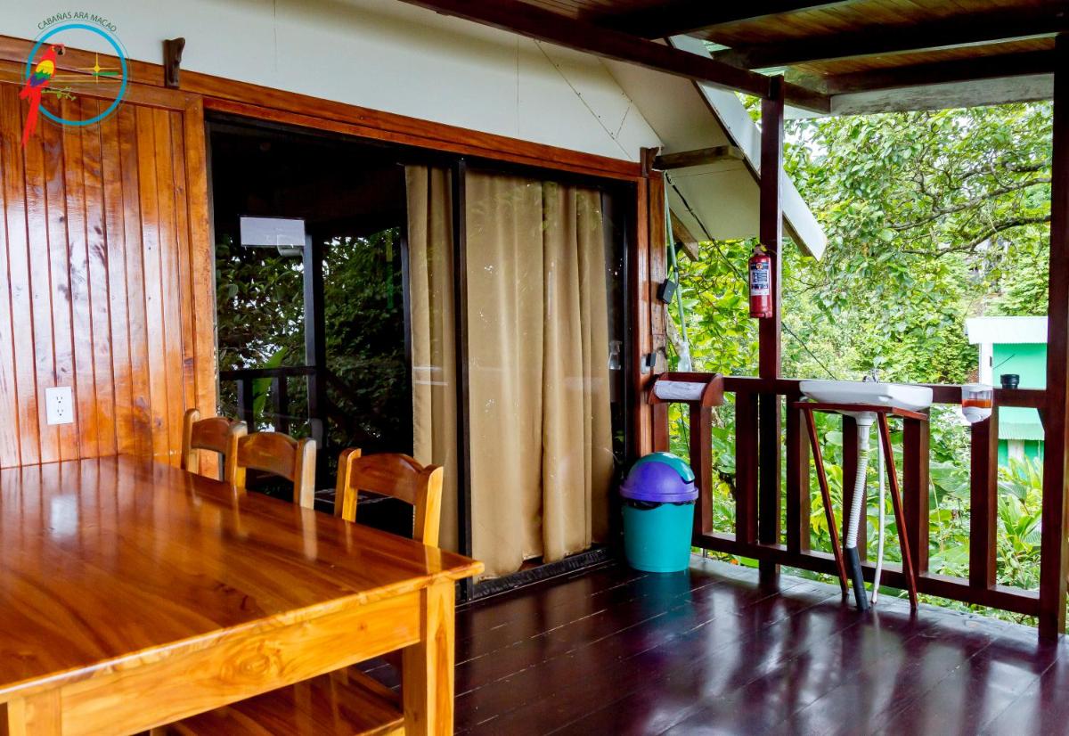 Cabaña Ara Macao Lodge