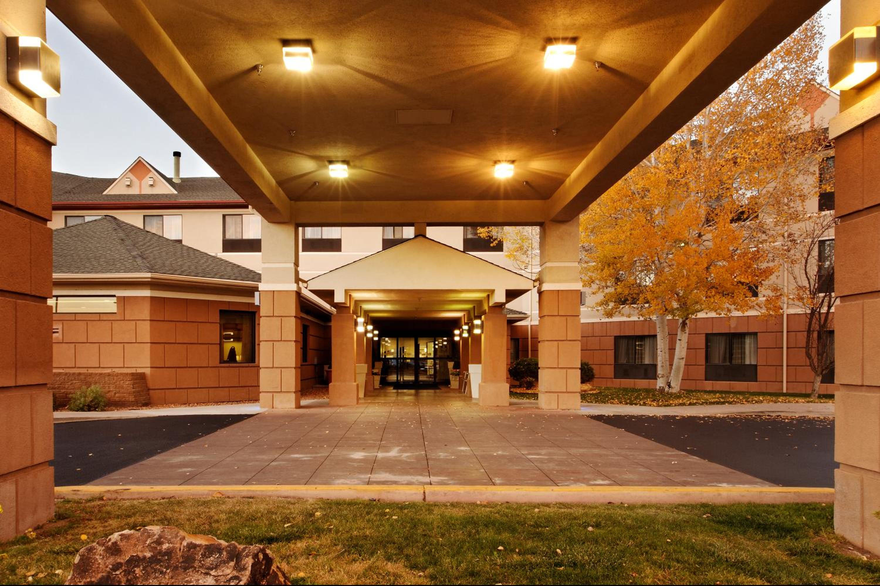Montrose Vacations - Holiday Inn Express Hotel  Suites Montrose - Black Canyon Area, an IHG Hotel - Property Image 2