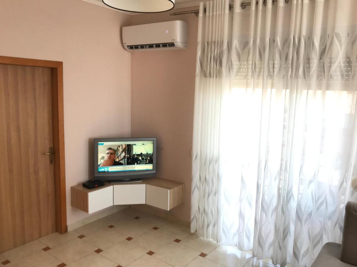 Sea View Apartment Shkëmbi i Kavajes photo 4