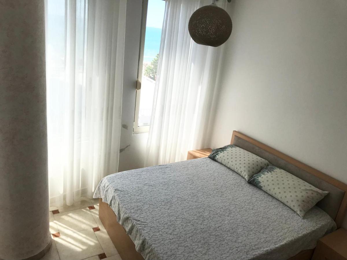 Sea View Apartment Shkëmbi i Kavajes photo 2