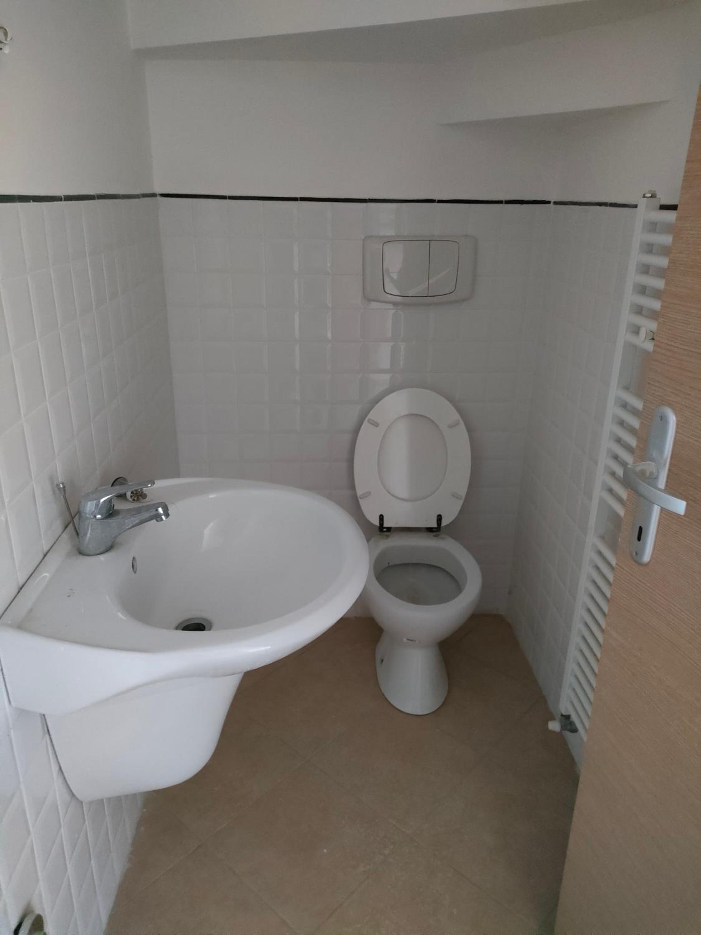 Francigena Sutri Apartment con posto auto riservato e coperto view 3