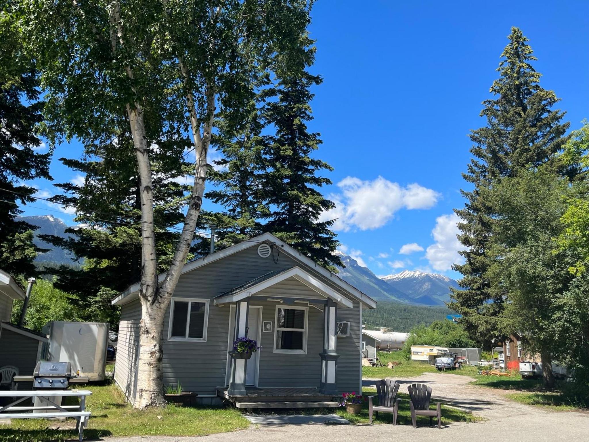 Golden Vacations - Brookside Motel - Property Image 38