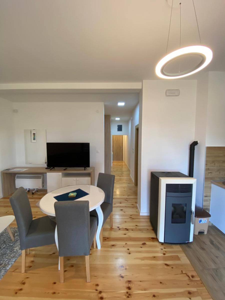 Tourist Apartments "King's Chair" view 2