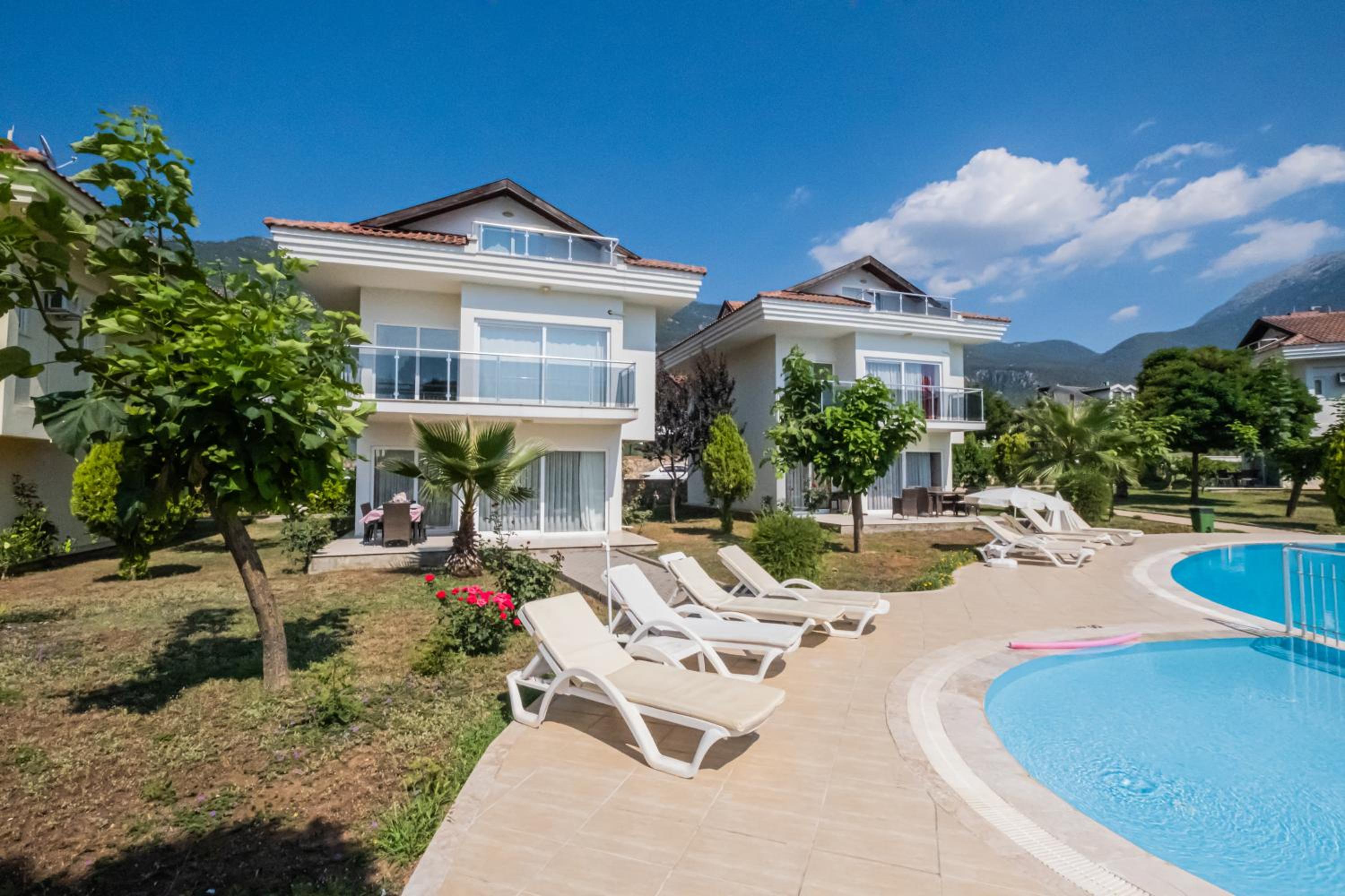 Villa Anemon view 4