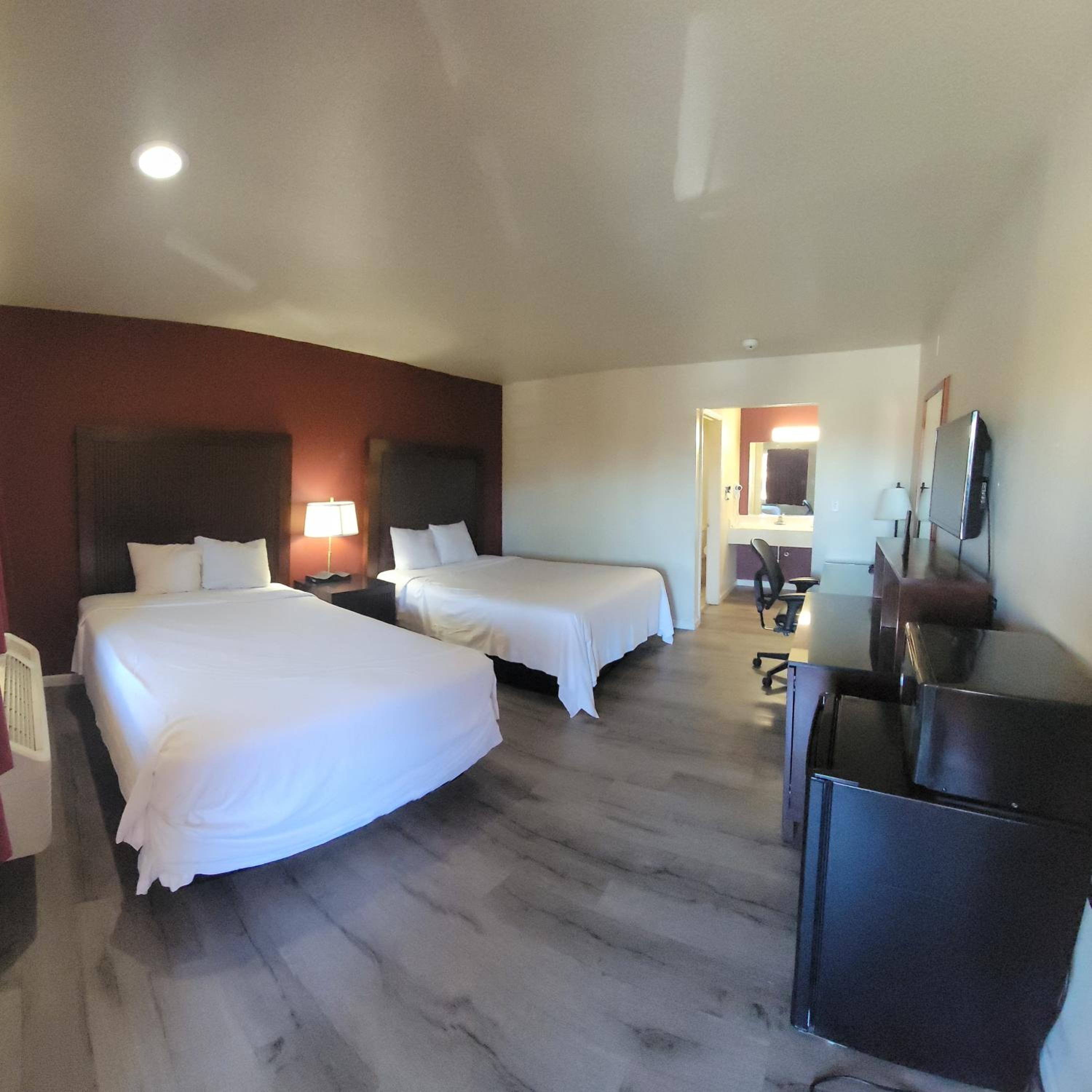 Hayward Vacations - Mission Inn and Suites - Property Image 15