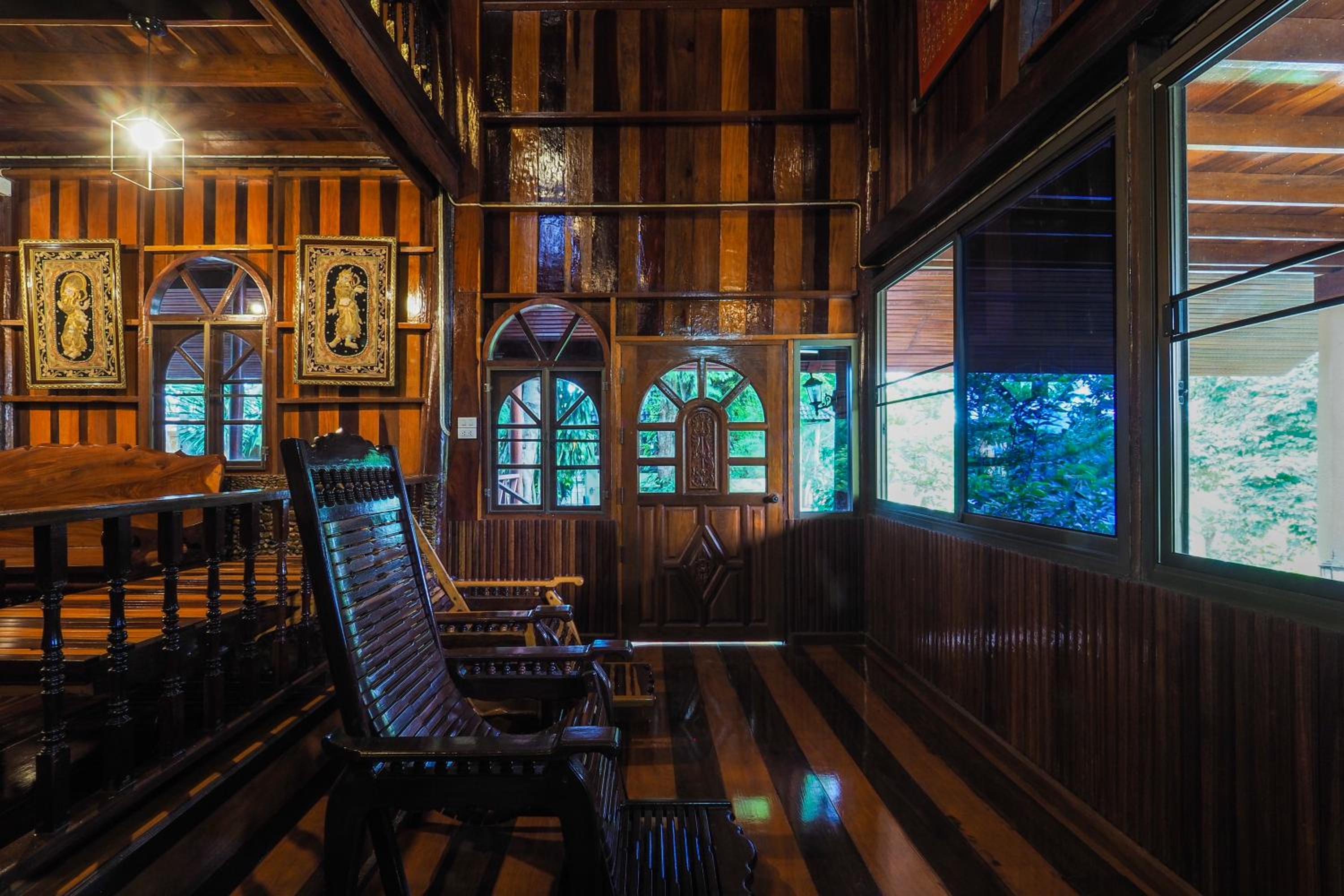 Ratmanee House