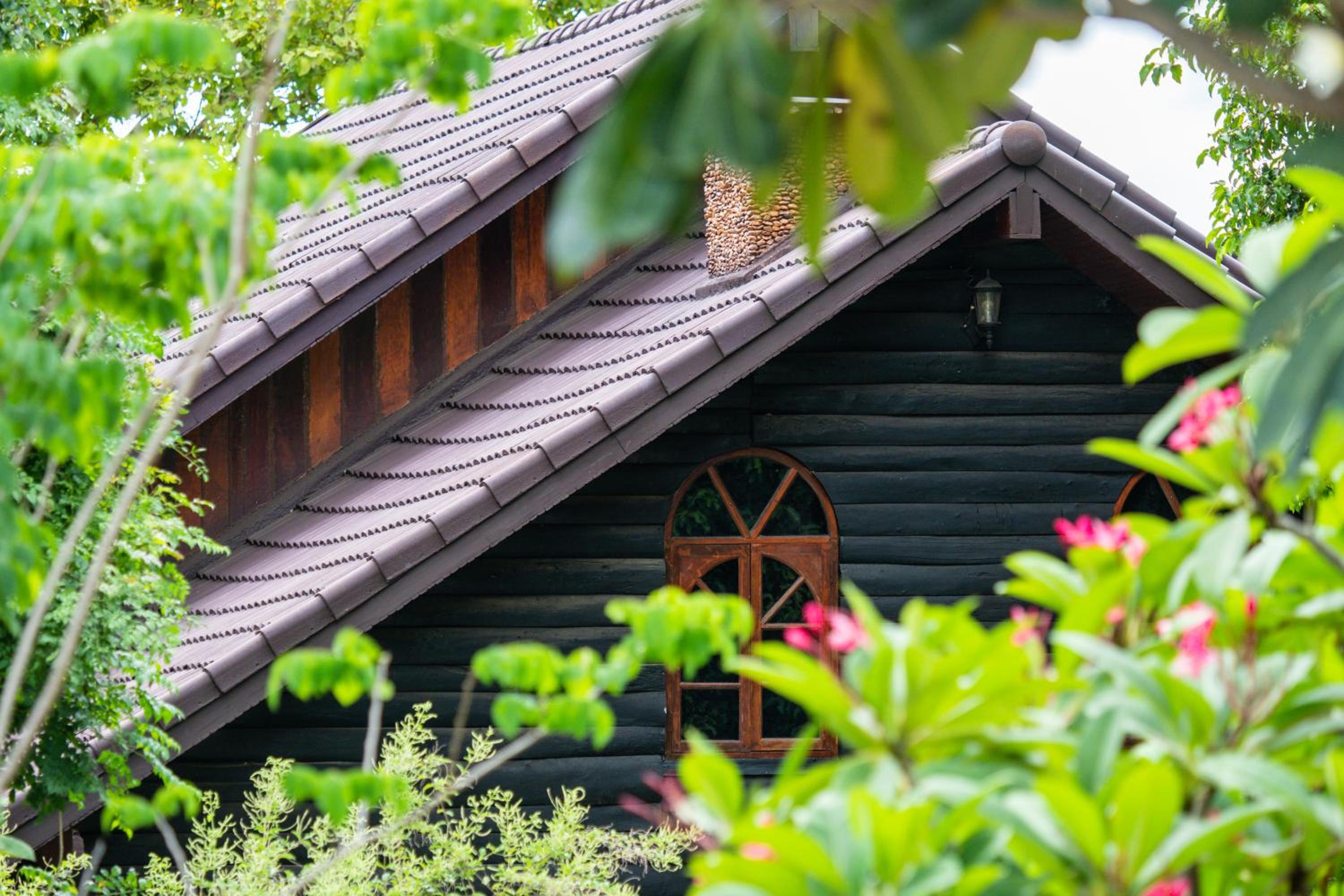 Ratmanee House