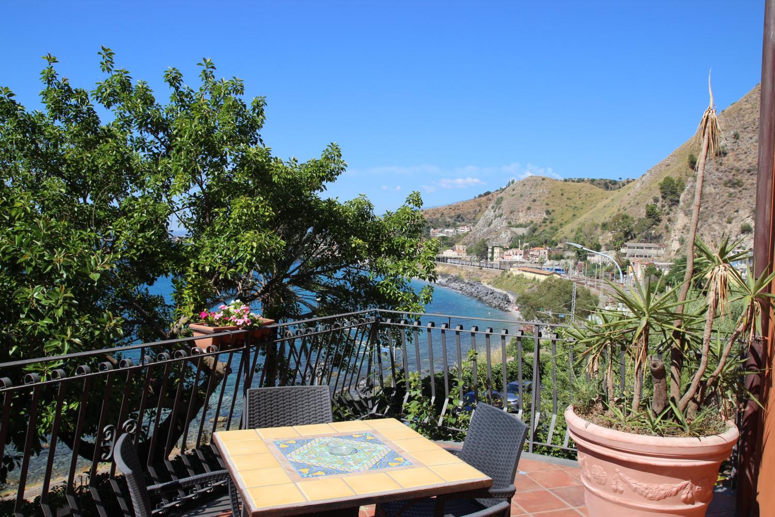 Villa degli Ulivi view 4