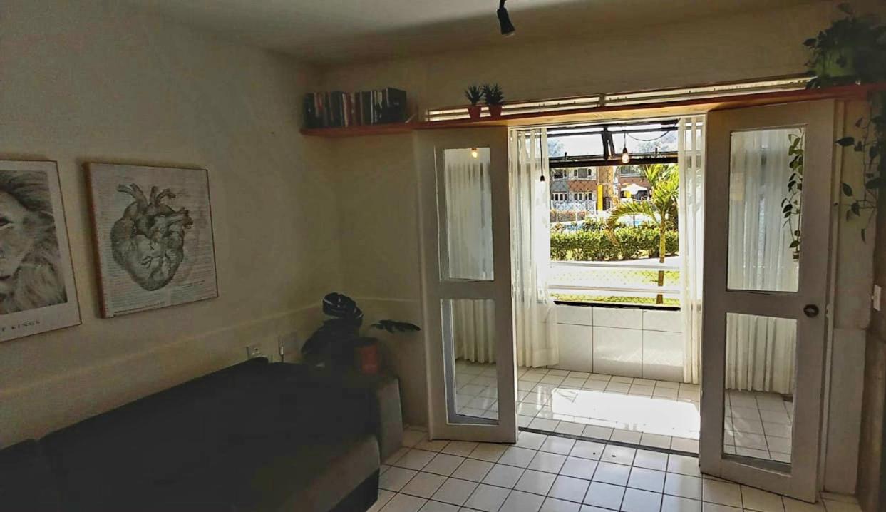 ap2601 A poucos passos da Praia apto 2 dorm piscina ac Wifi