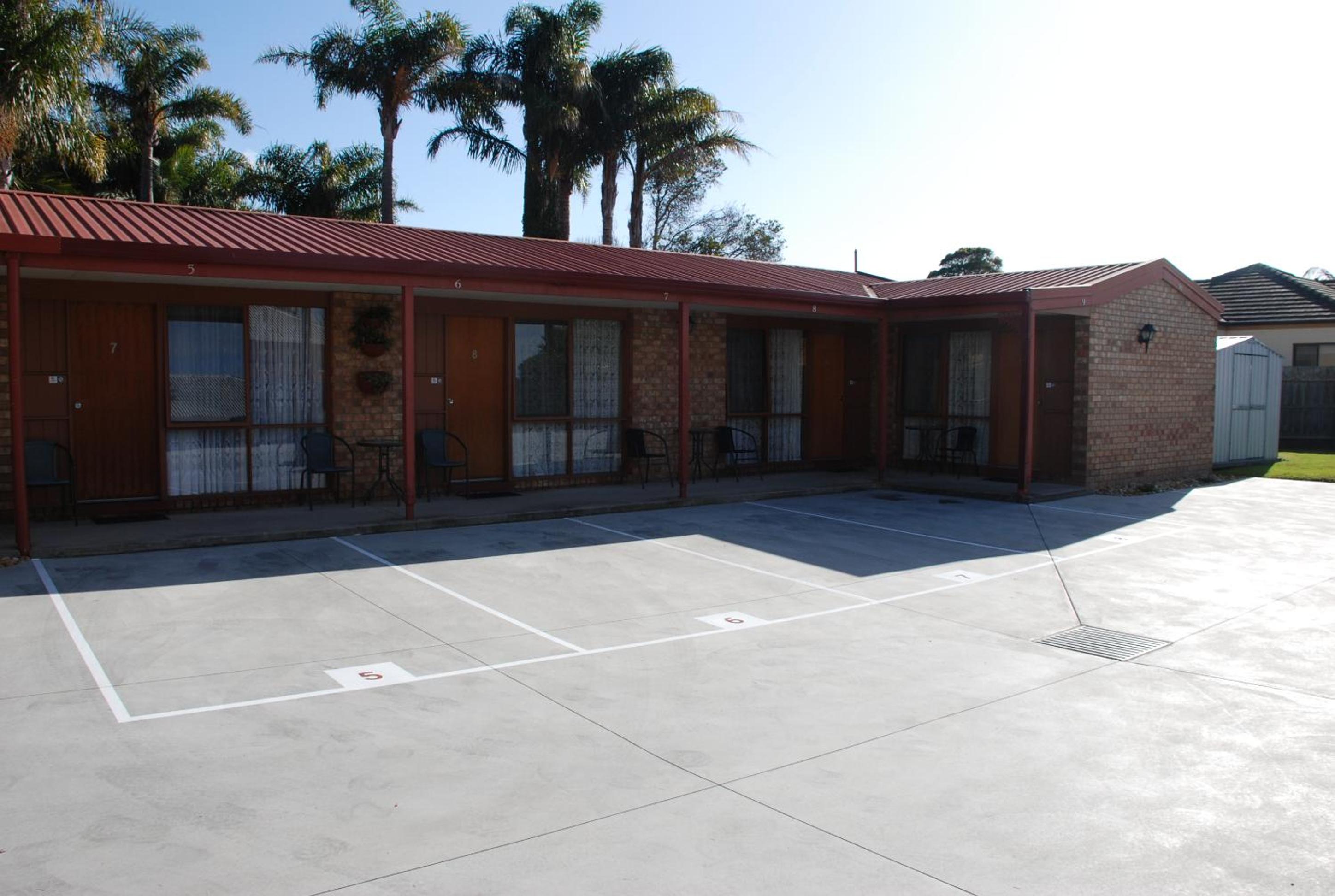 Cunningham Shore Motel