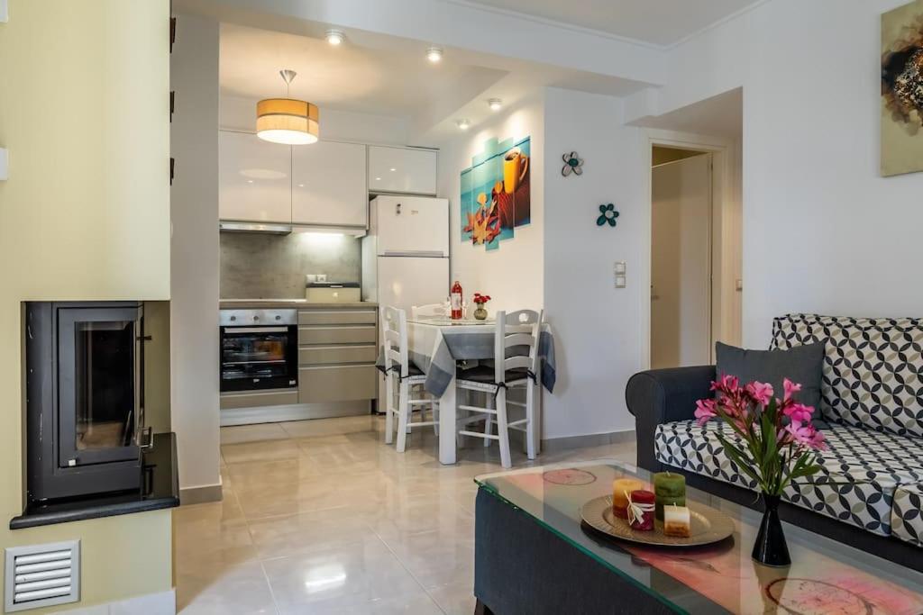 Nevila House view 5