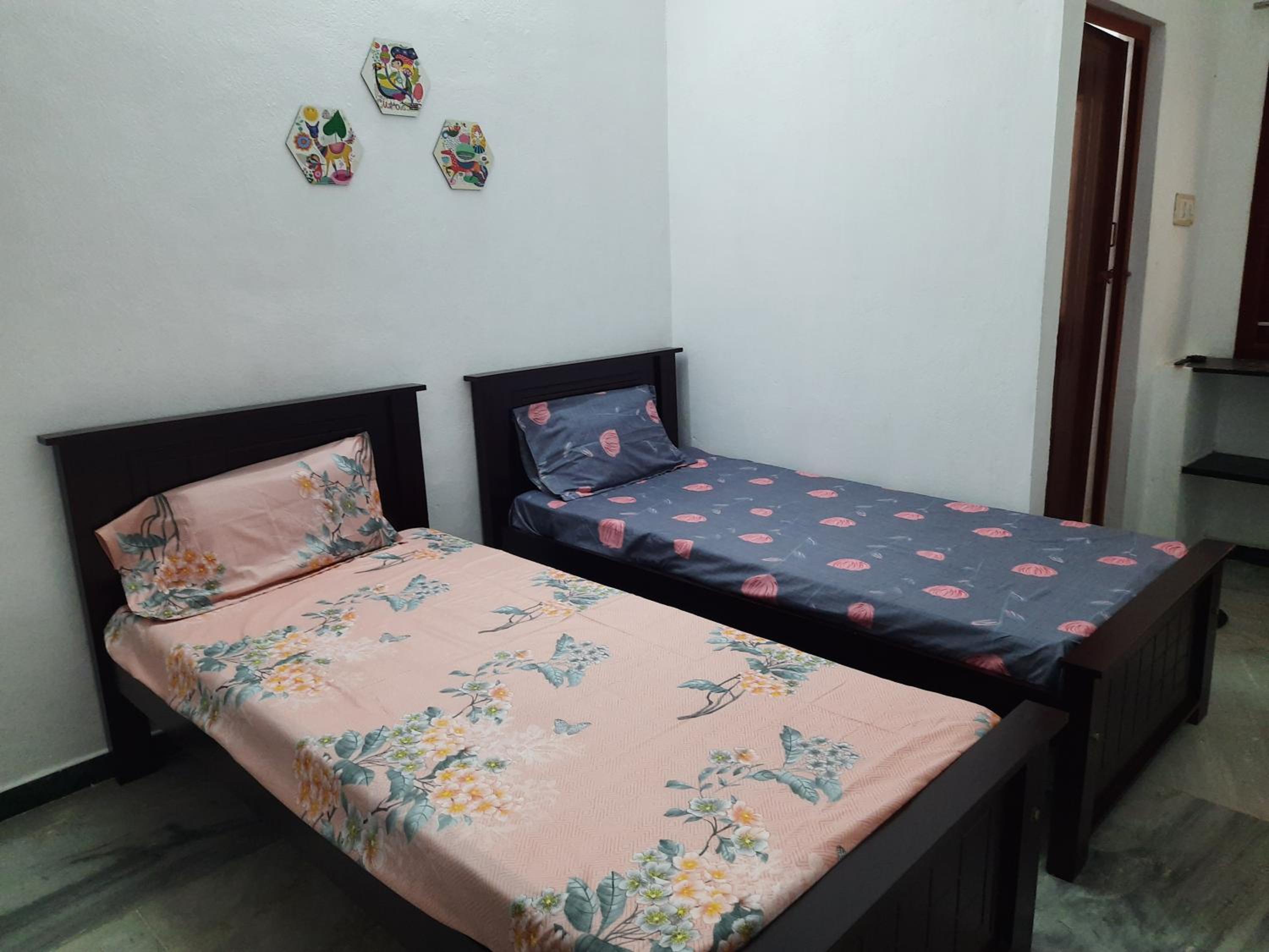 WHITE HOUSE - 3BHK Elite Apartment view 3