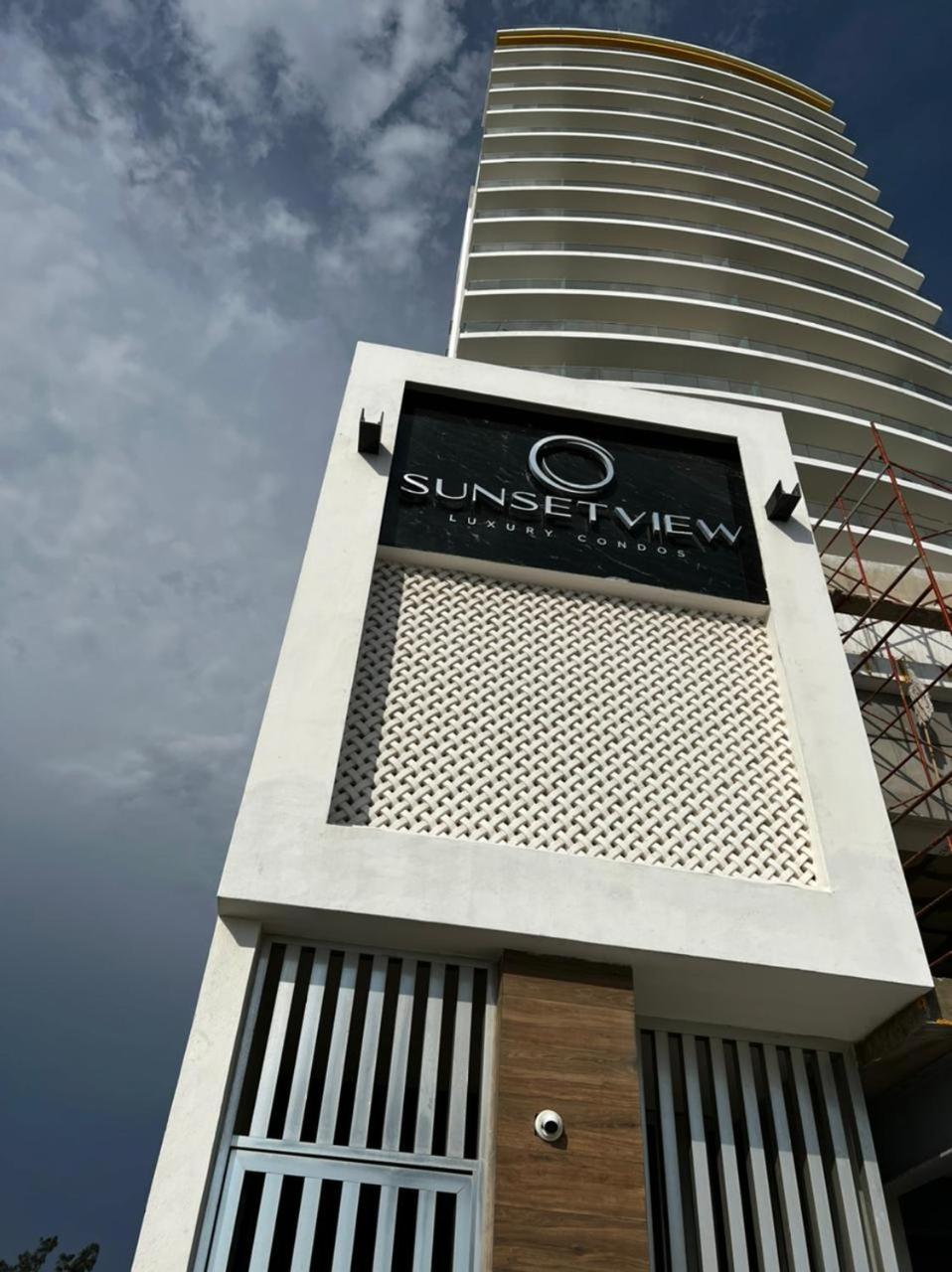 Hotel Luxury condo en Malecón, Alberca Infinity & Jacuzzi - Image 1