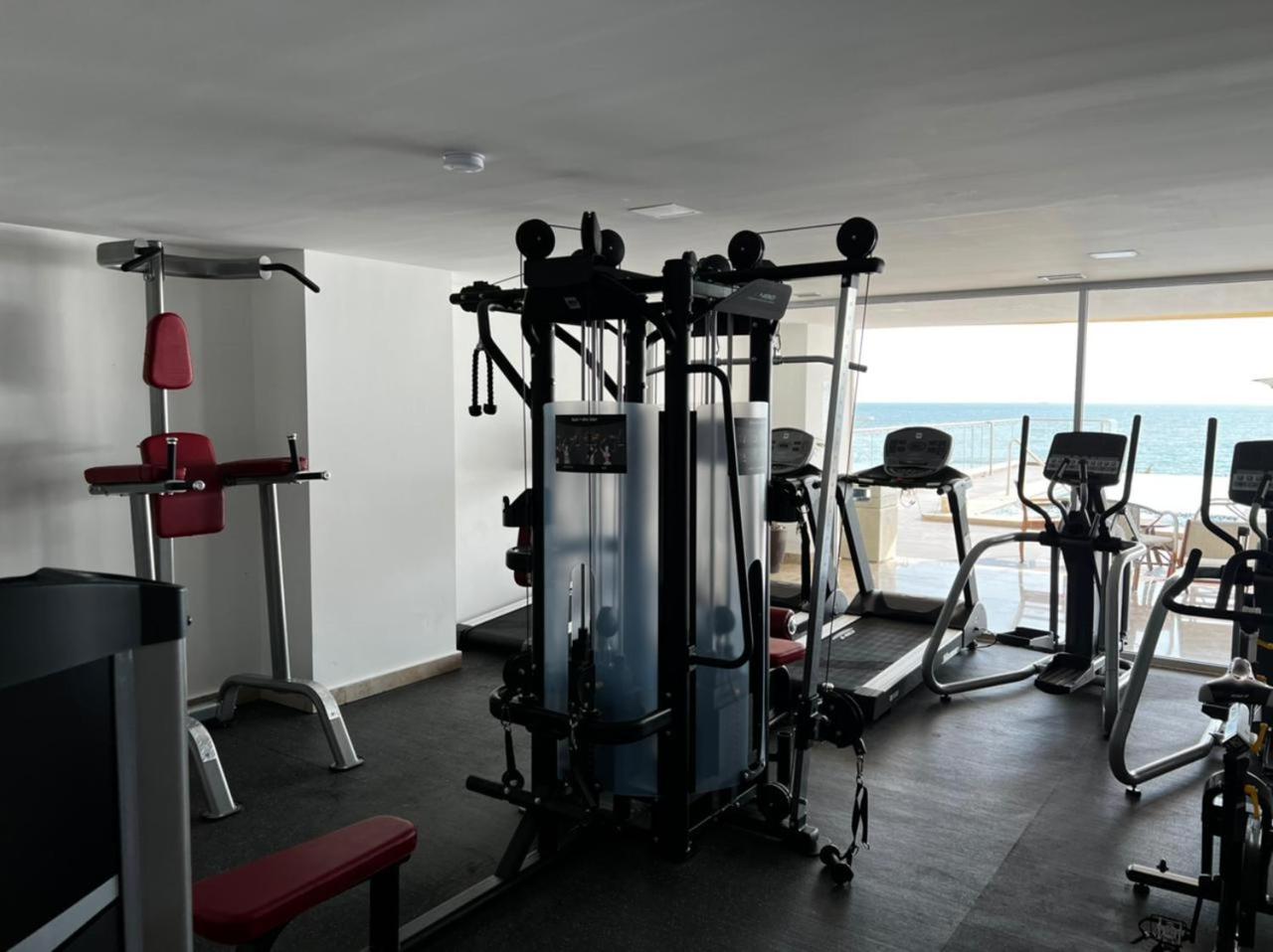 Luxury condo en Malecón, Alberca Infinity & Jacuzzi view 4