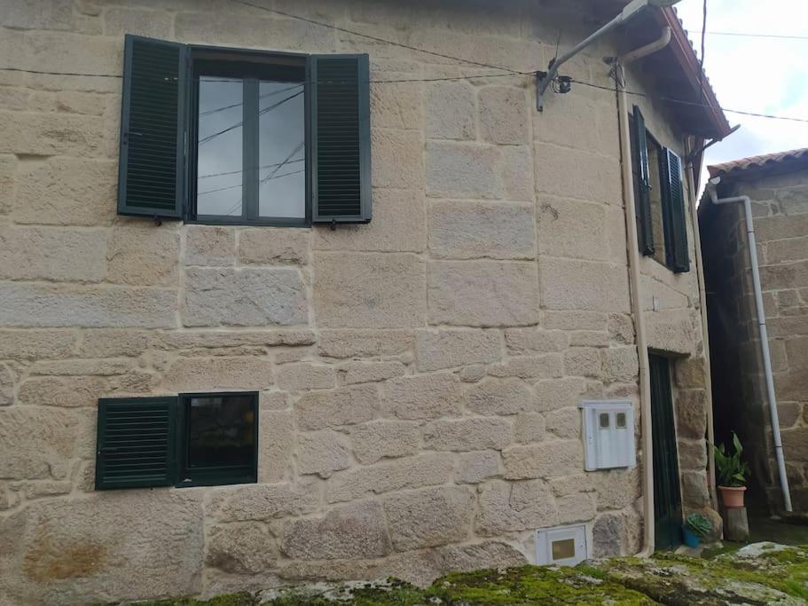Casa Amil da Vilaboa, Allariz view 2