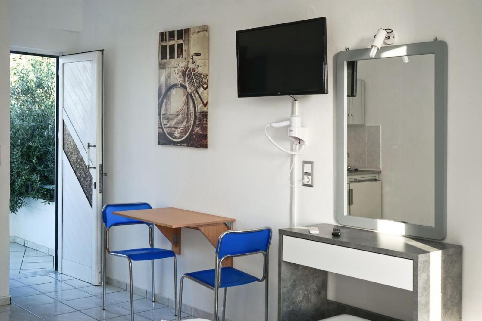 DM Apartments