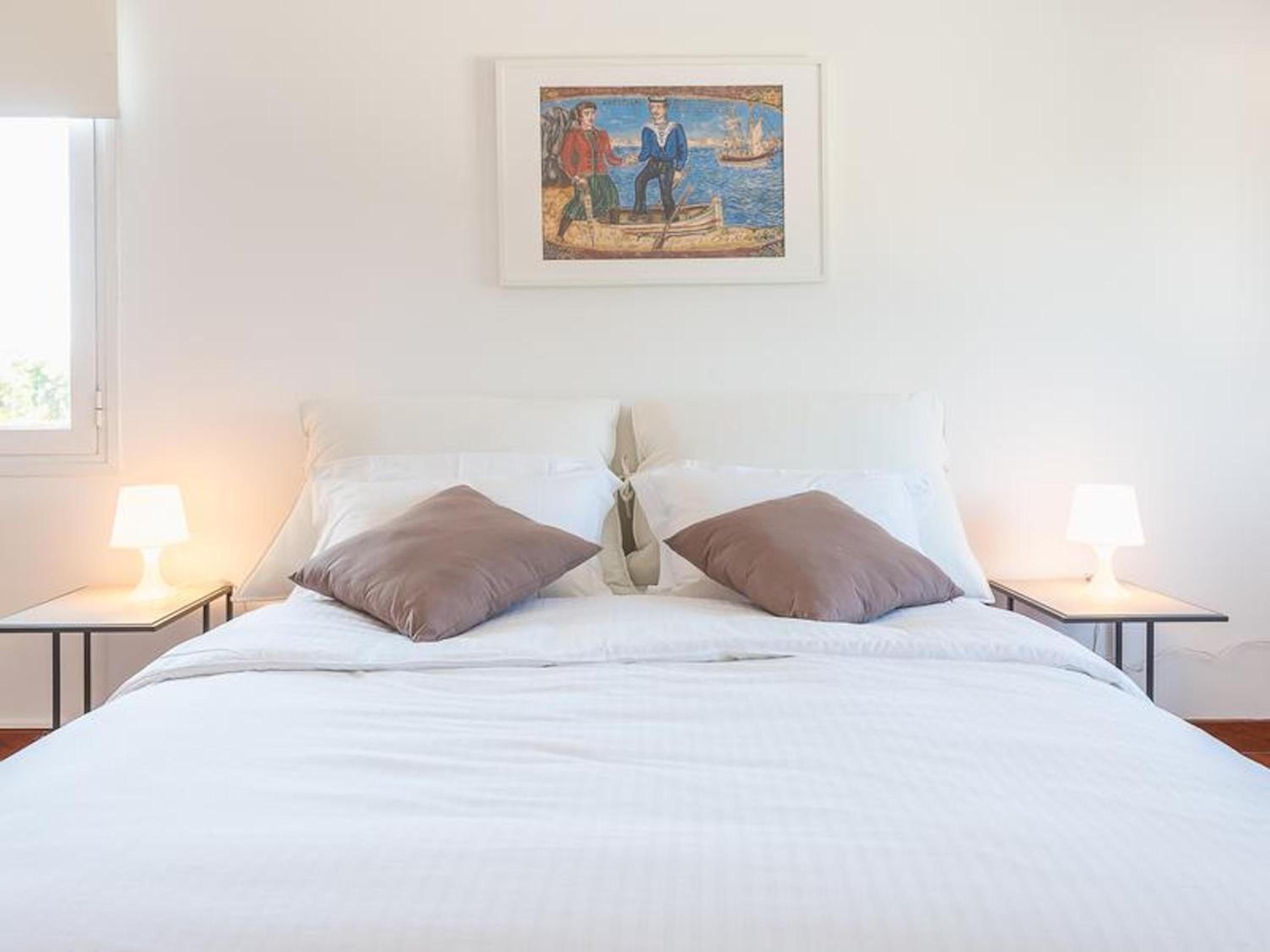Welcome to Lumen Villa the first of the Adelos Trilogy
