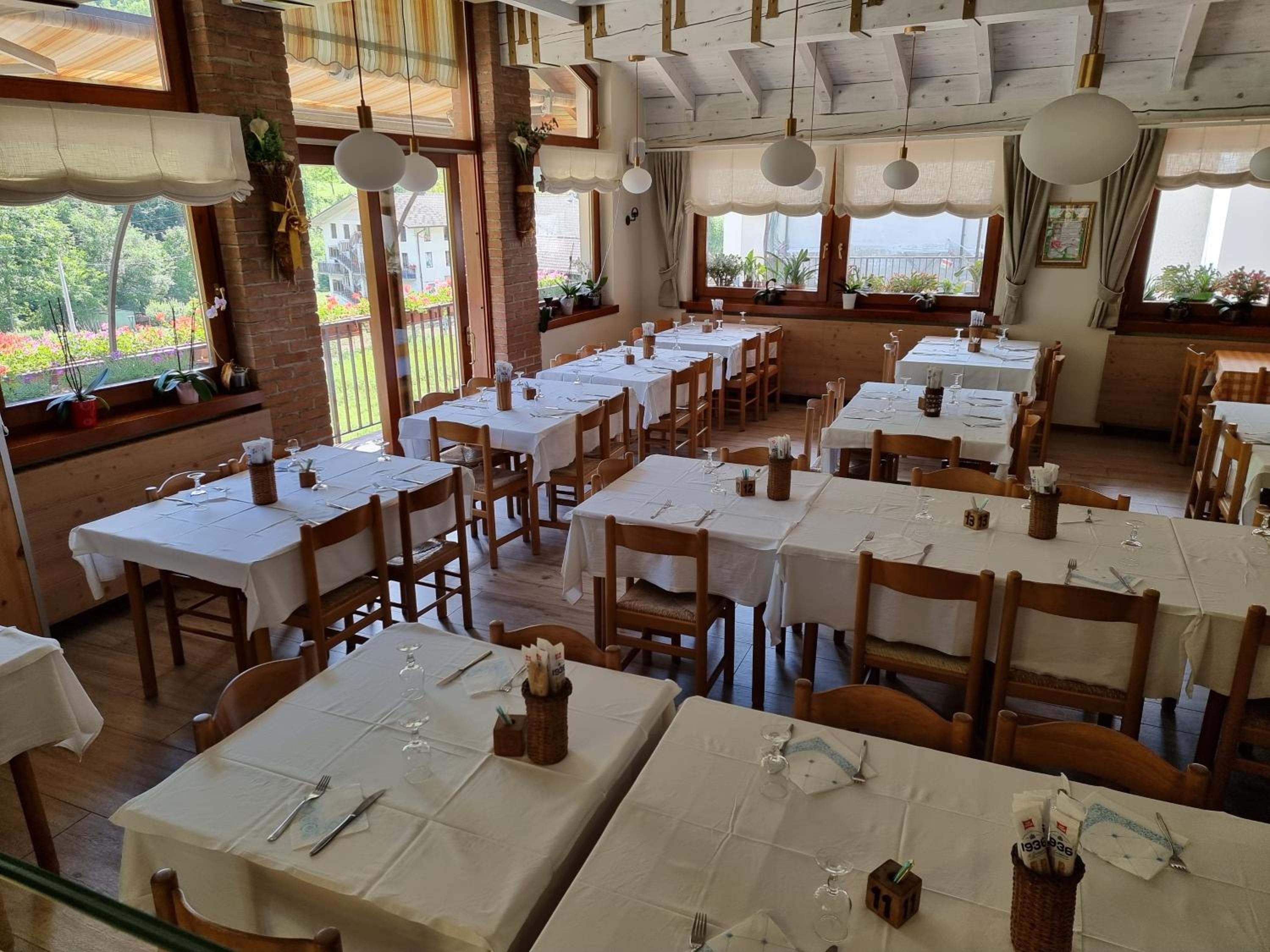 Trattoria Albergo all'Alpino photo 4