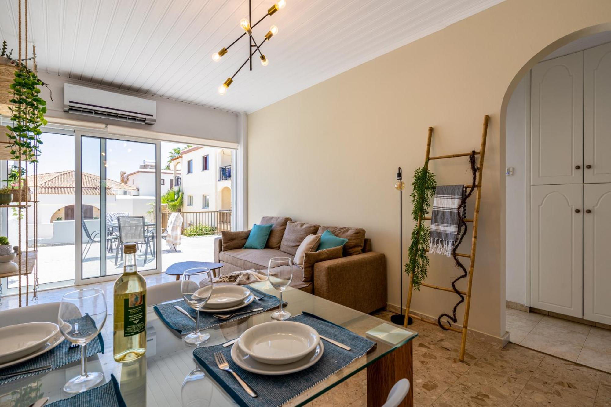 Keylana's 2-BR Apt in Pyla