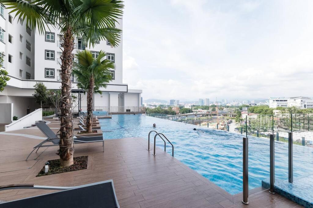 TR Residence Lovely 3 BR unit 6pax next to Titiwangsa LRT