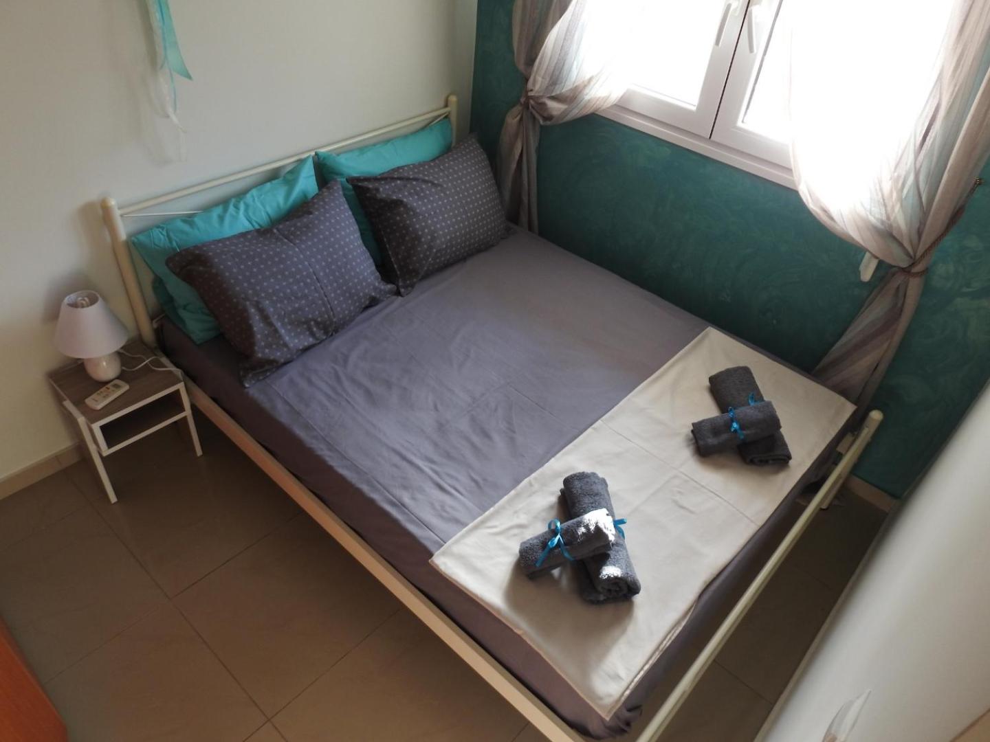F.K Room 2 photo 3