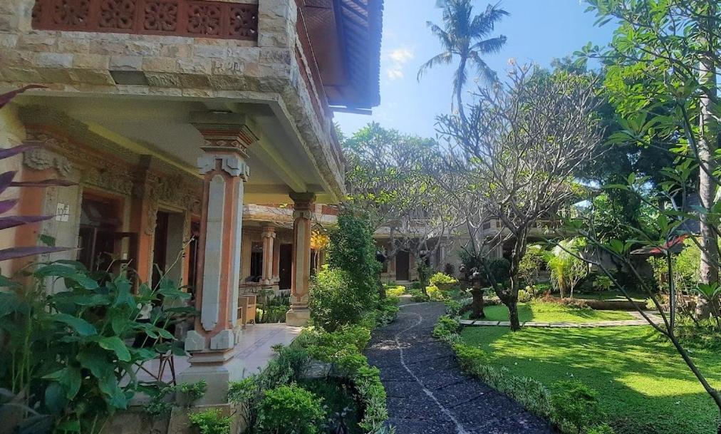 Rambutan Hotel
