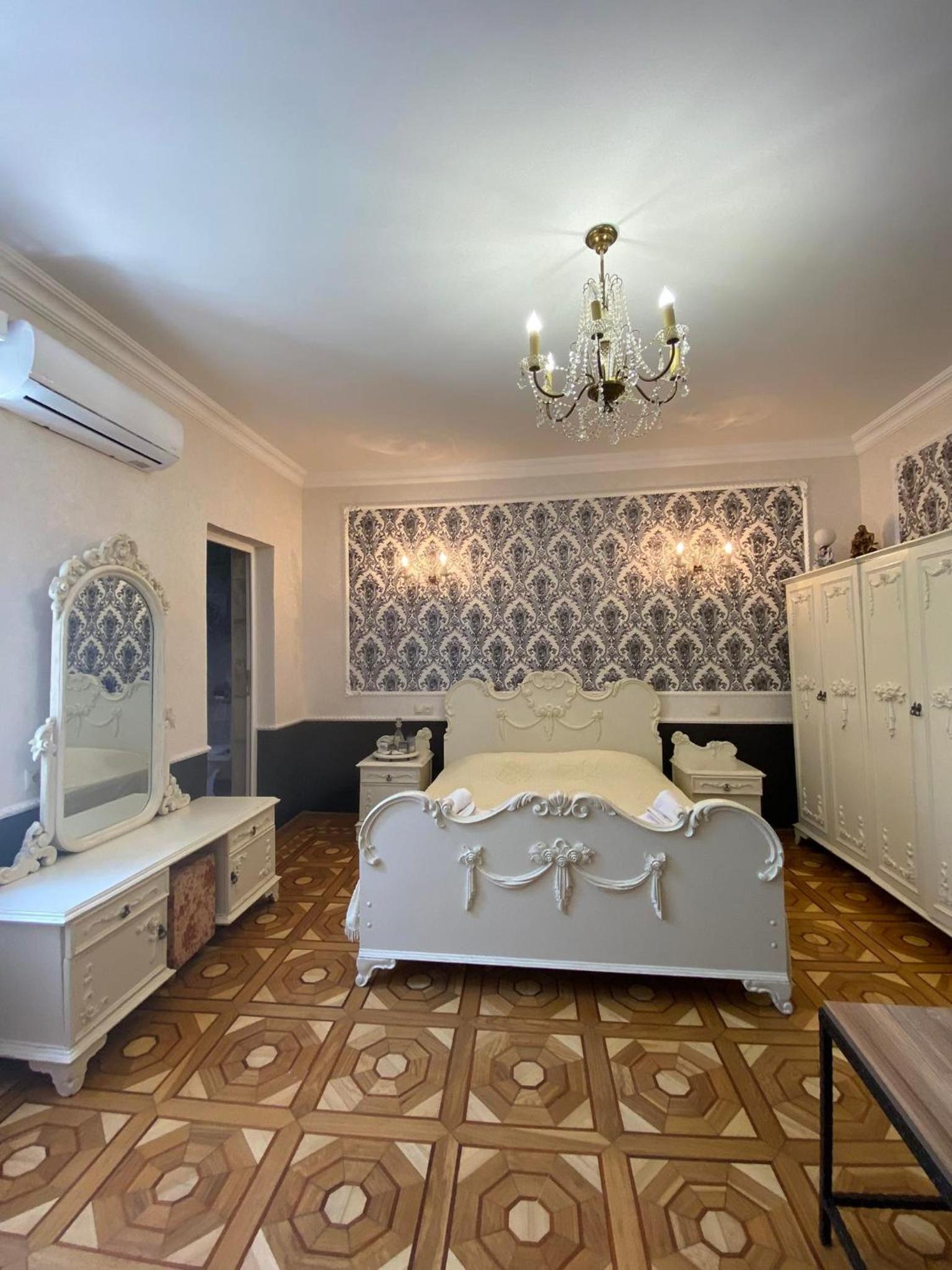 House 8 in the Old Tbilisi view 2