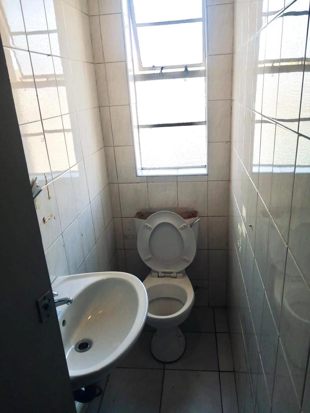 Stay Inn Lodge Randfontein view 2