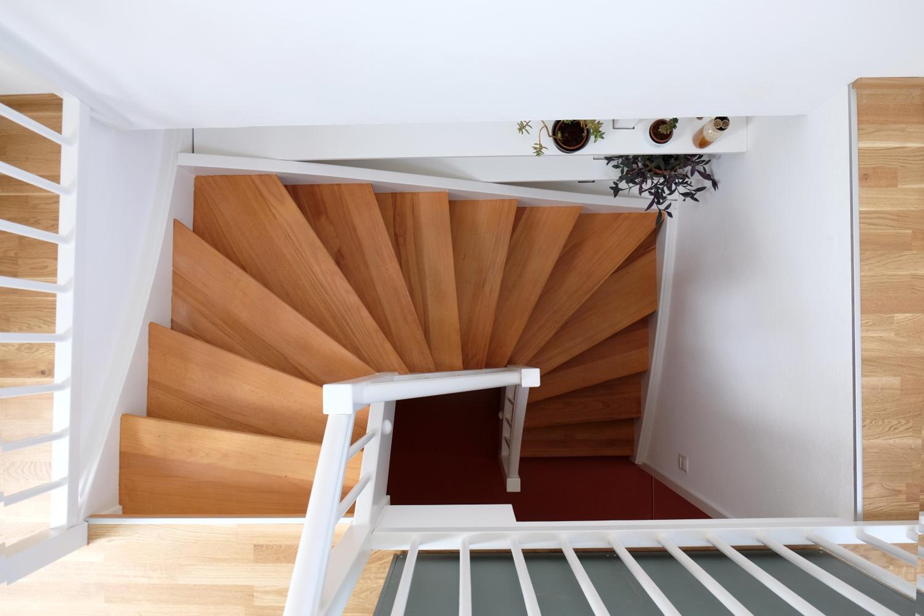 Bright + Cozy Dachgeschoß Maisonette im Zentrum
