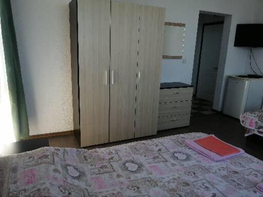 Guest House 
