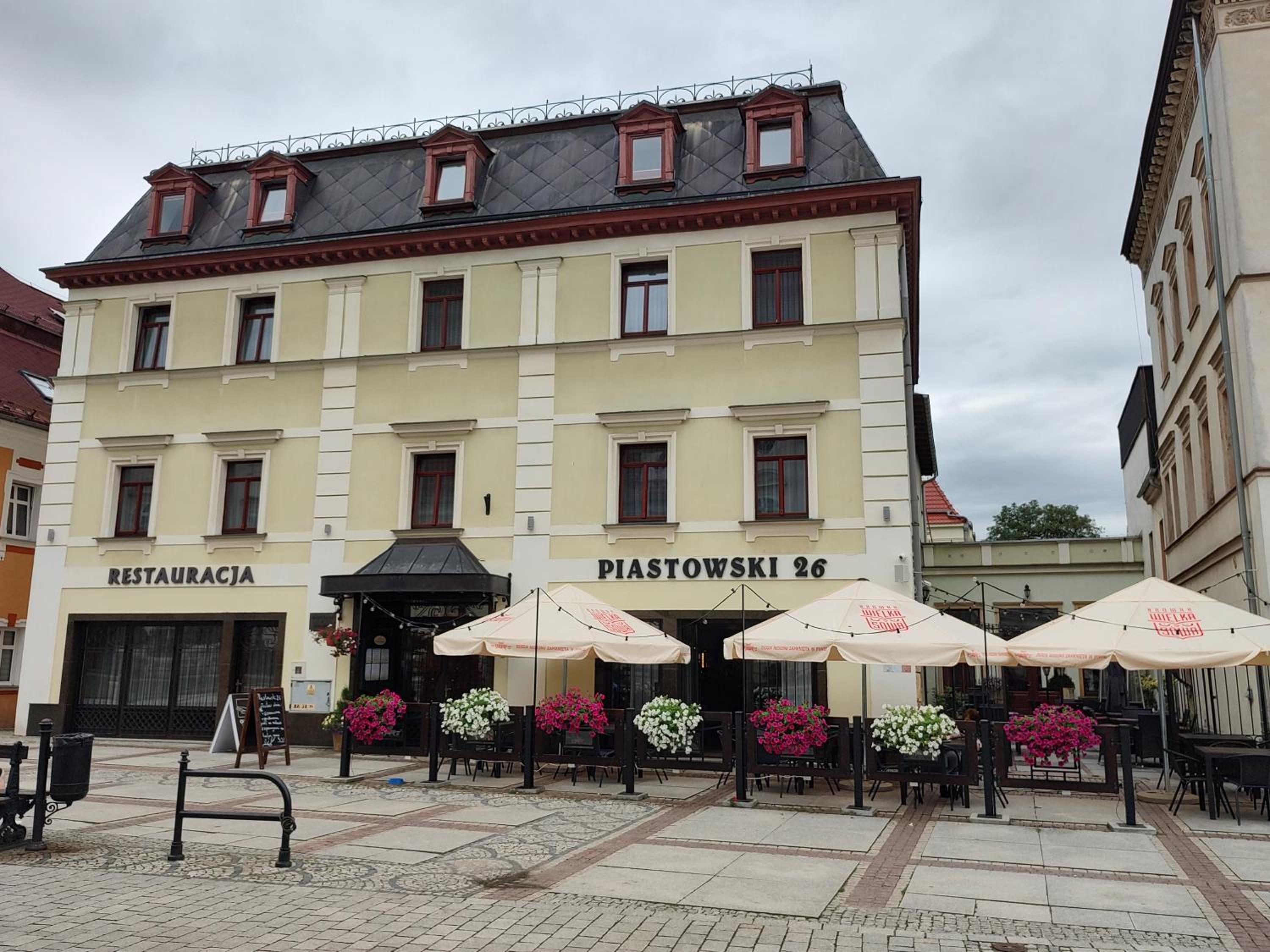 restaurant