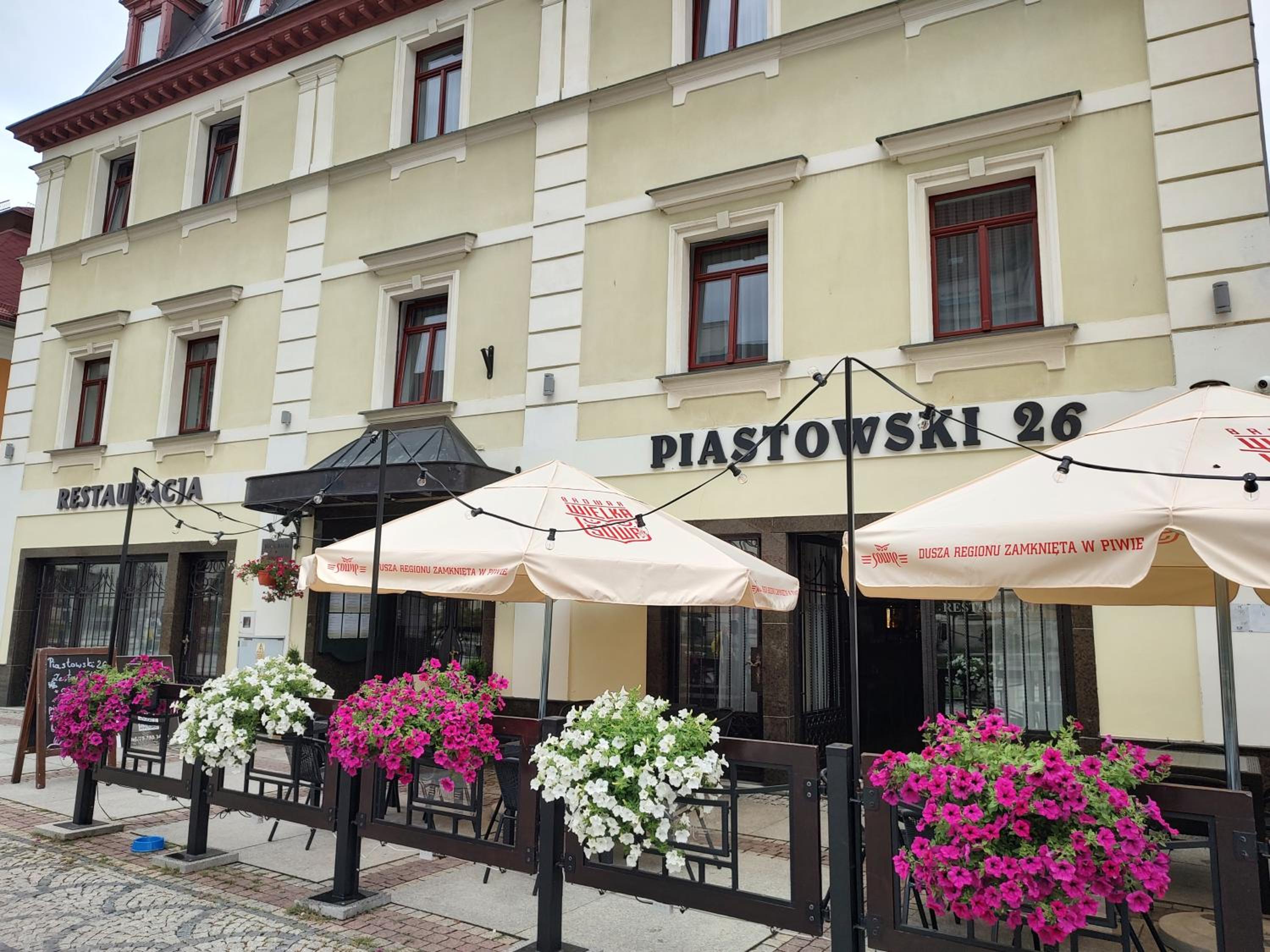 restaurant