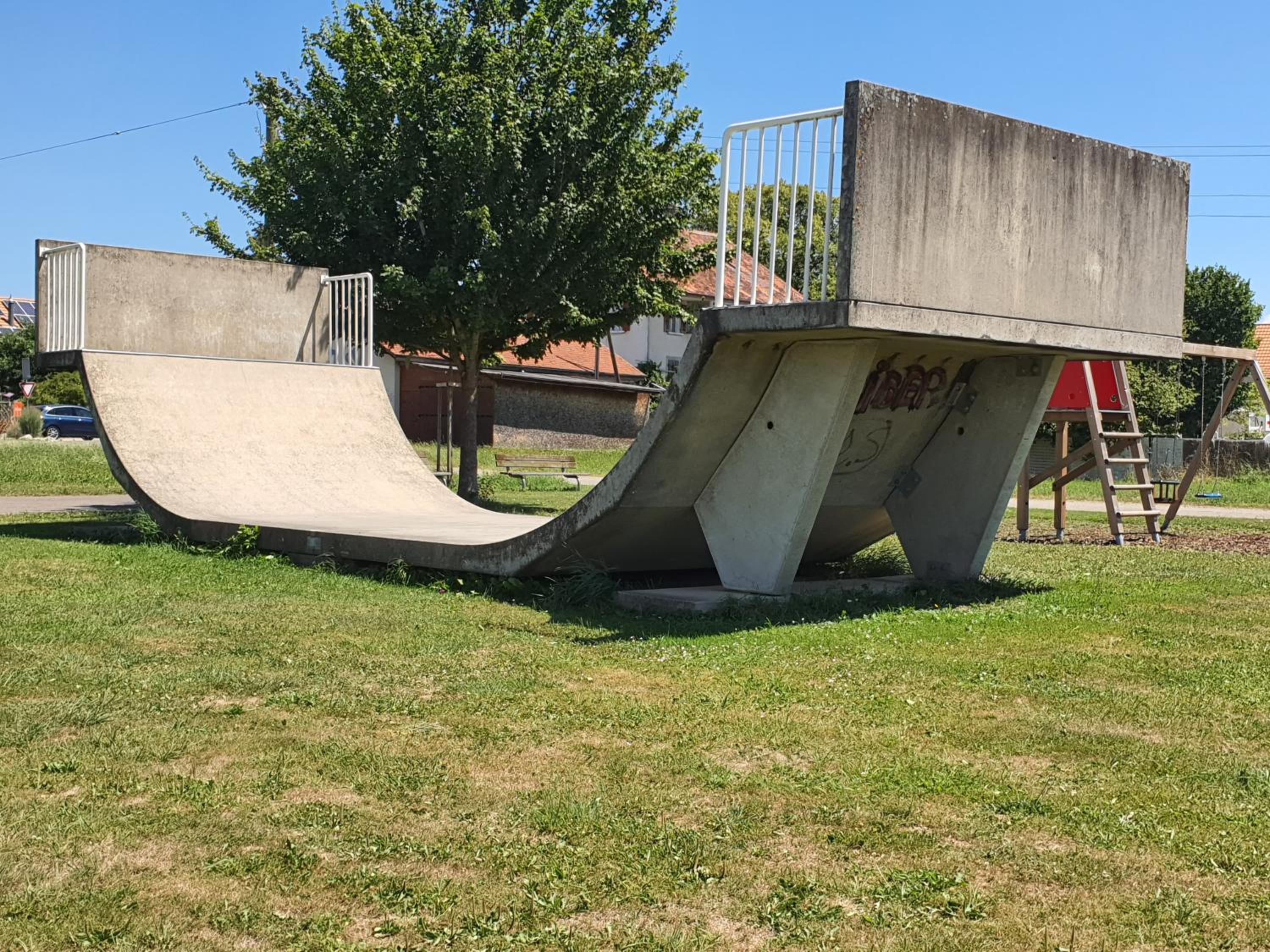 Photo 12