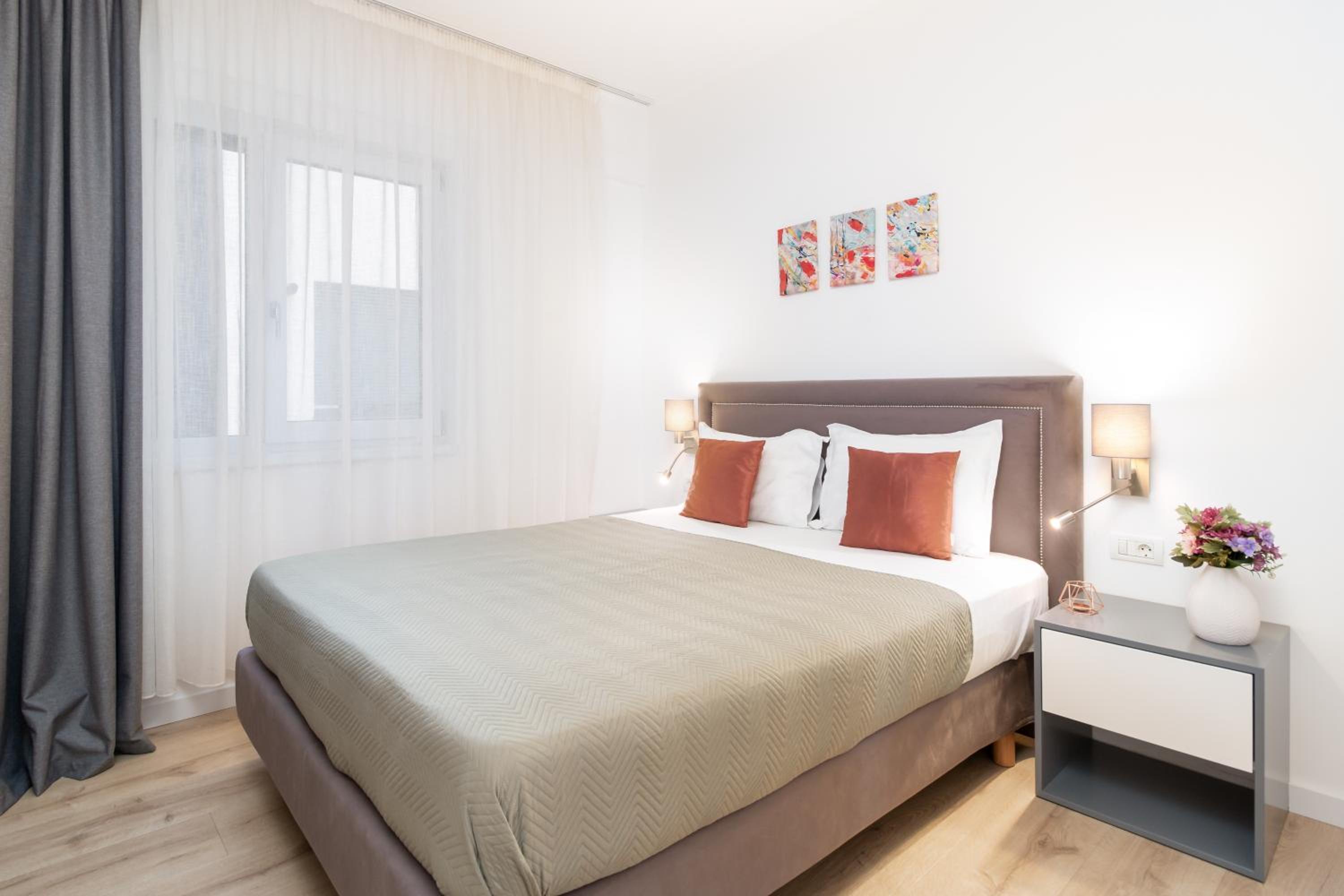 Josephine Apartment - Free Private Parking 2bedrooms