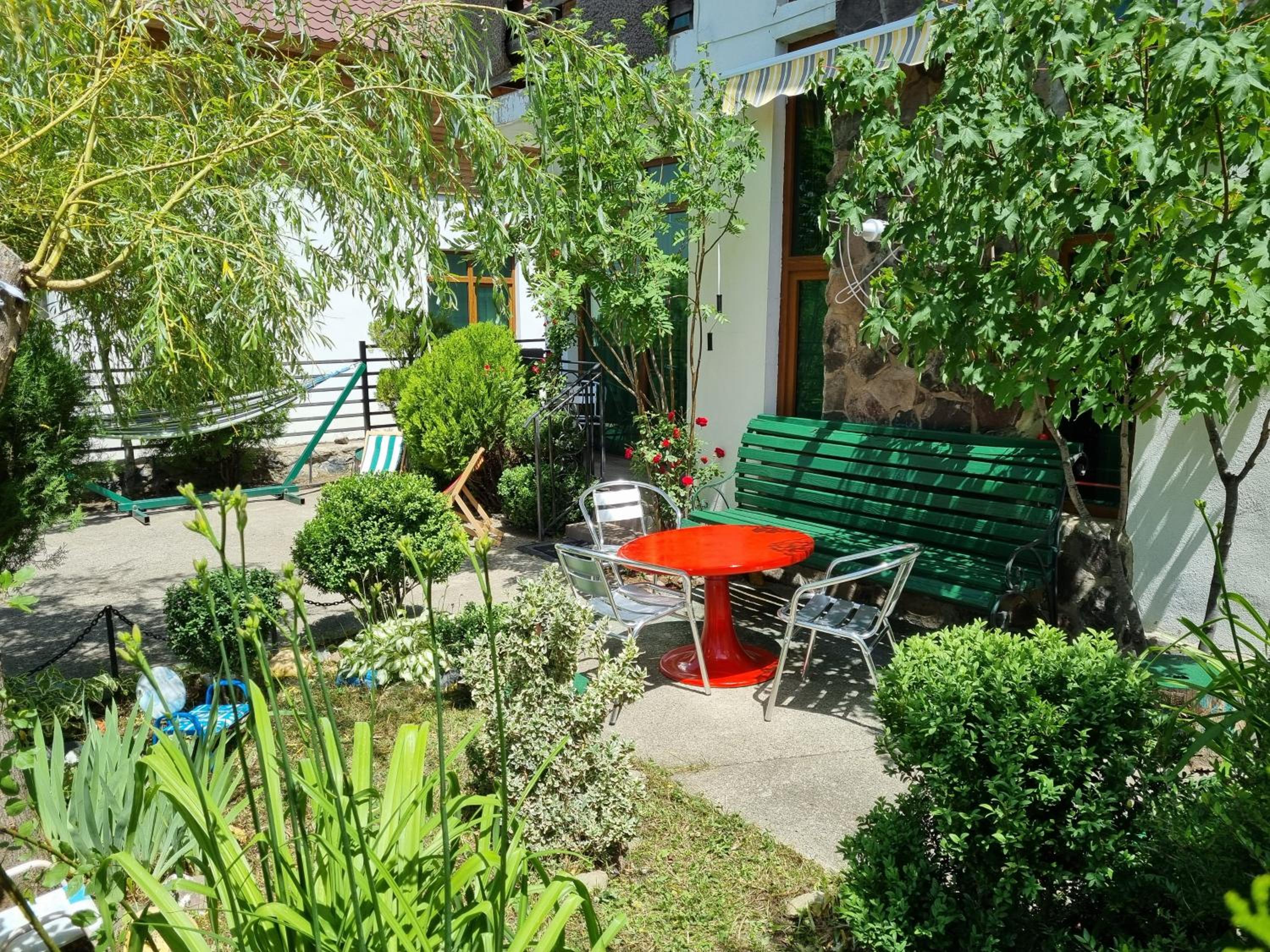 Photo 48