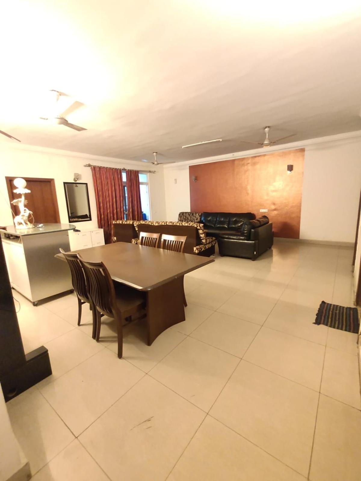 CITY SUITES view 3