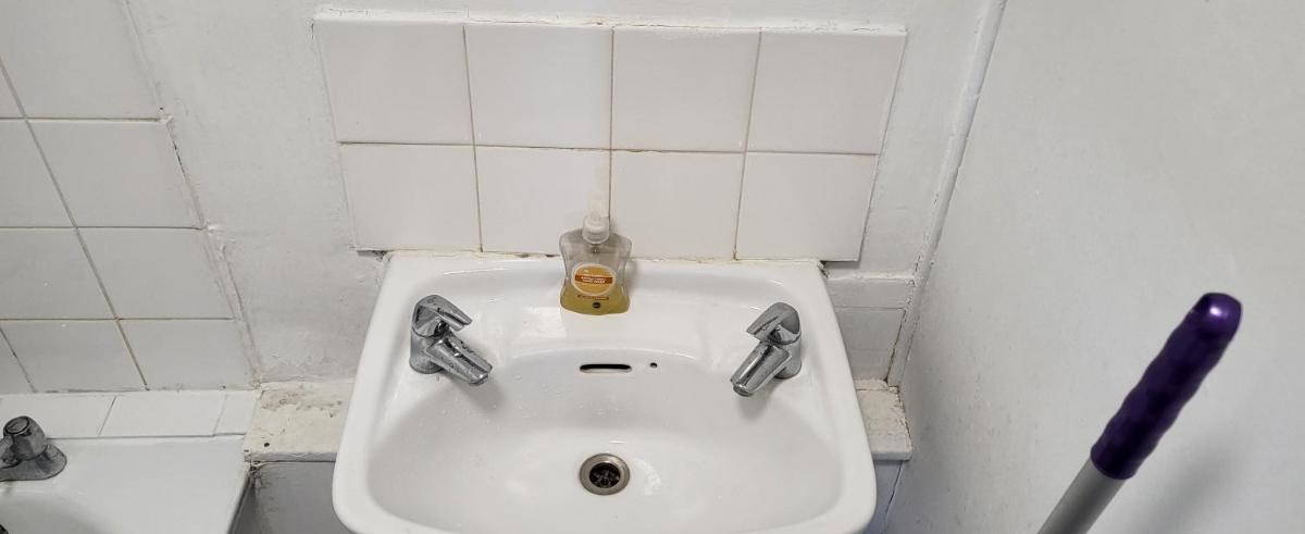 Double room in a cosy flat in Tooting