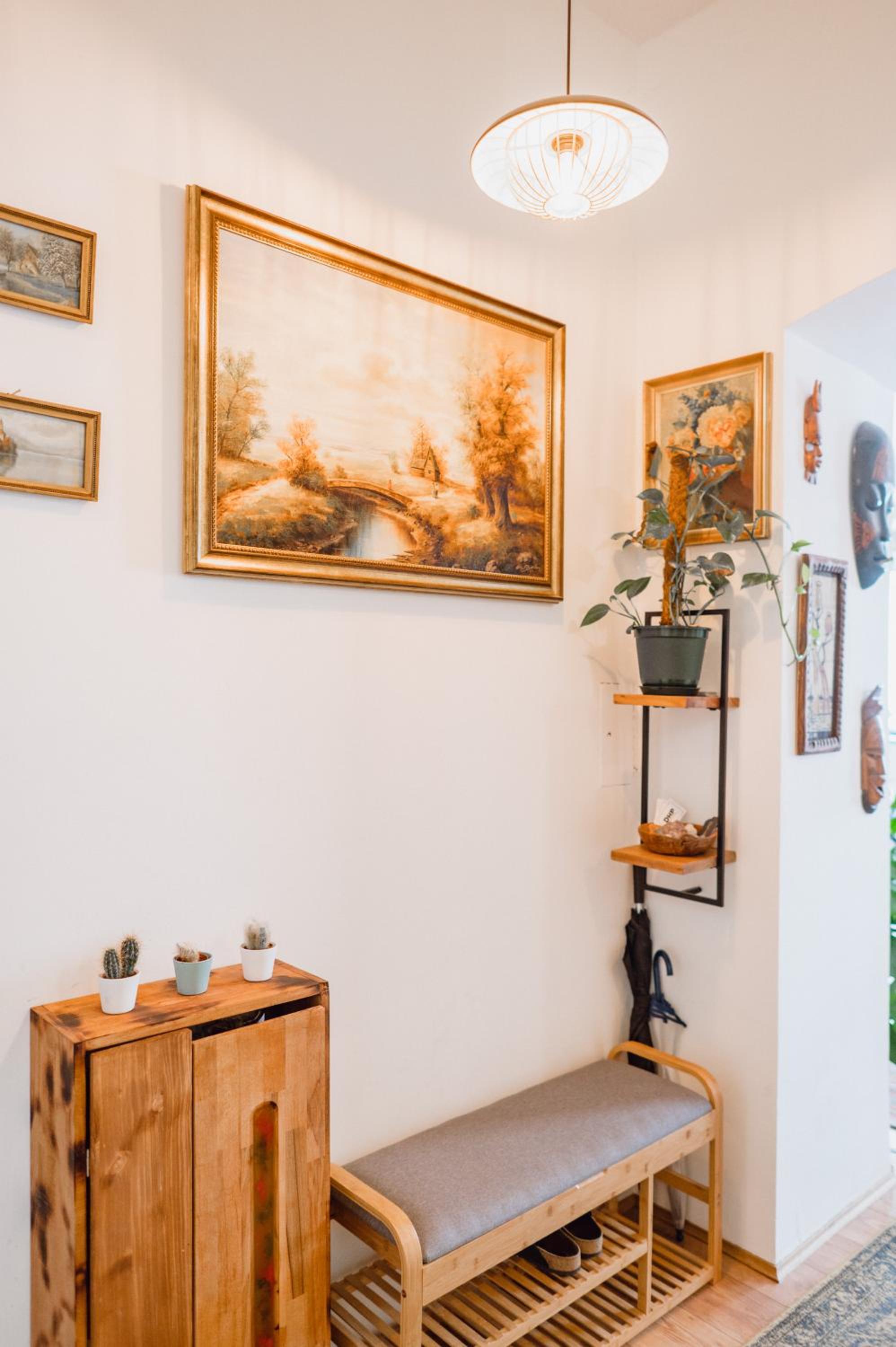 The Gallery No.4