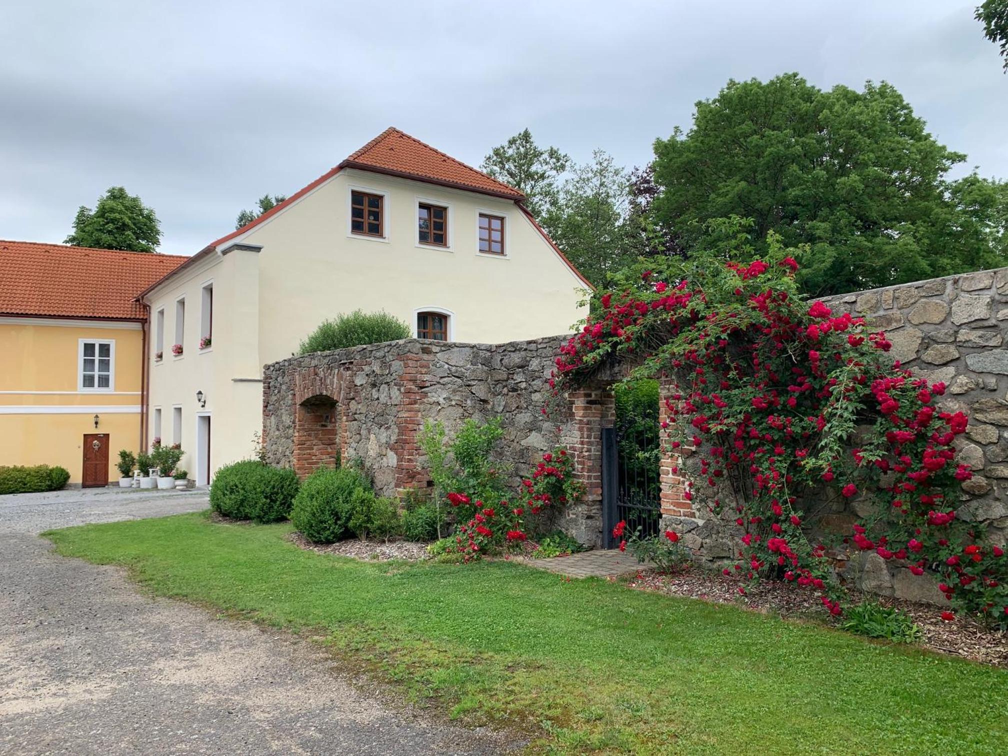 Zámek Jindřichovice