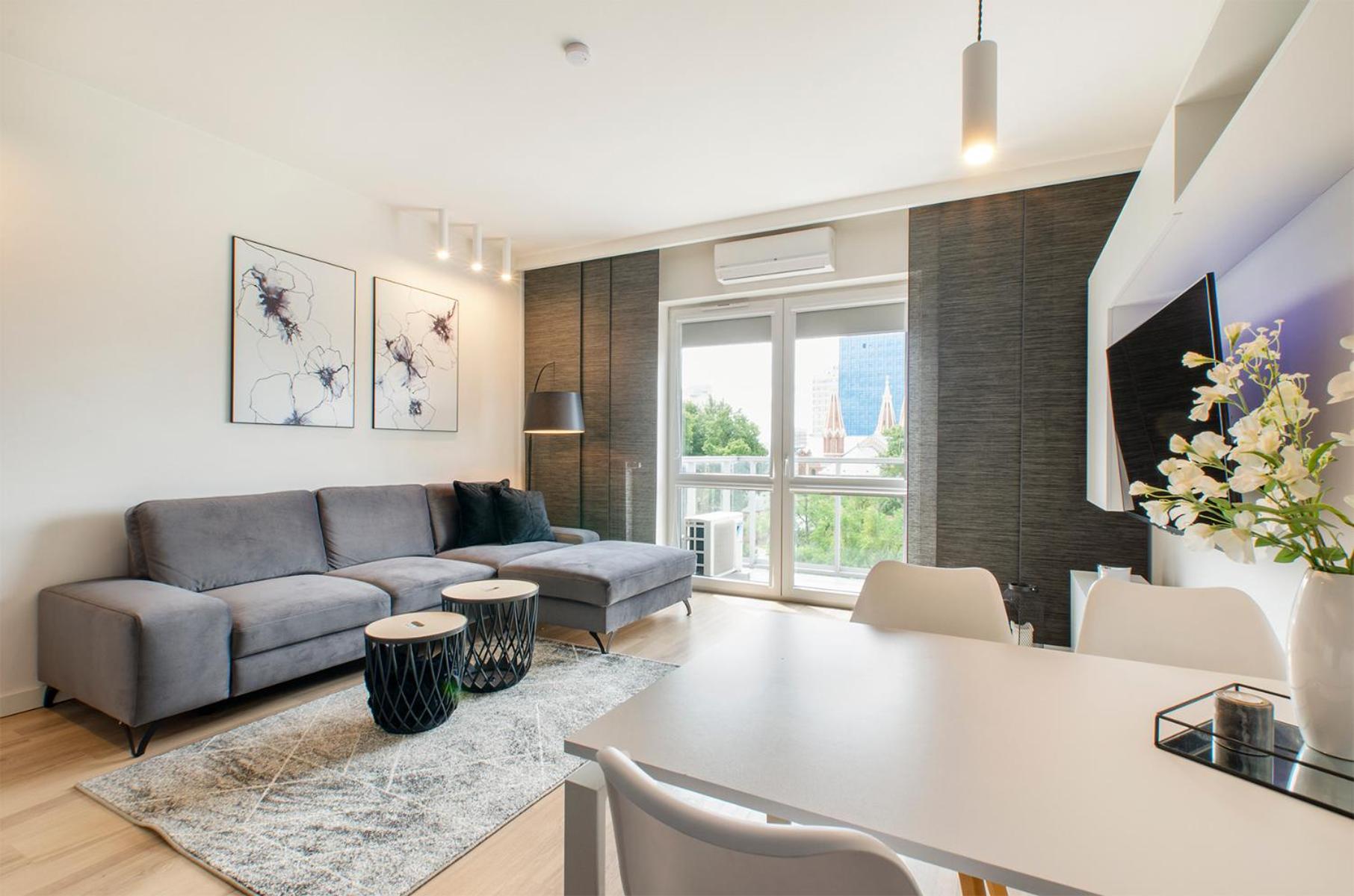SKY Home- Ilumino Apartment -Centrum, Parking, Klimatyzacja, Dostęp na Kod view 4