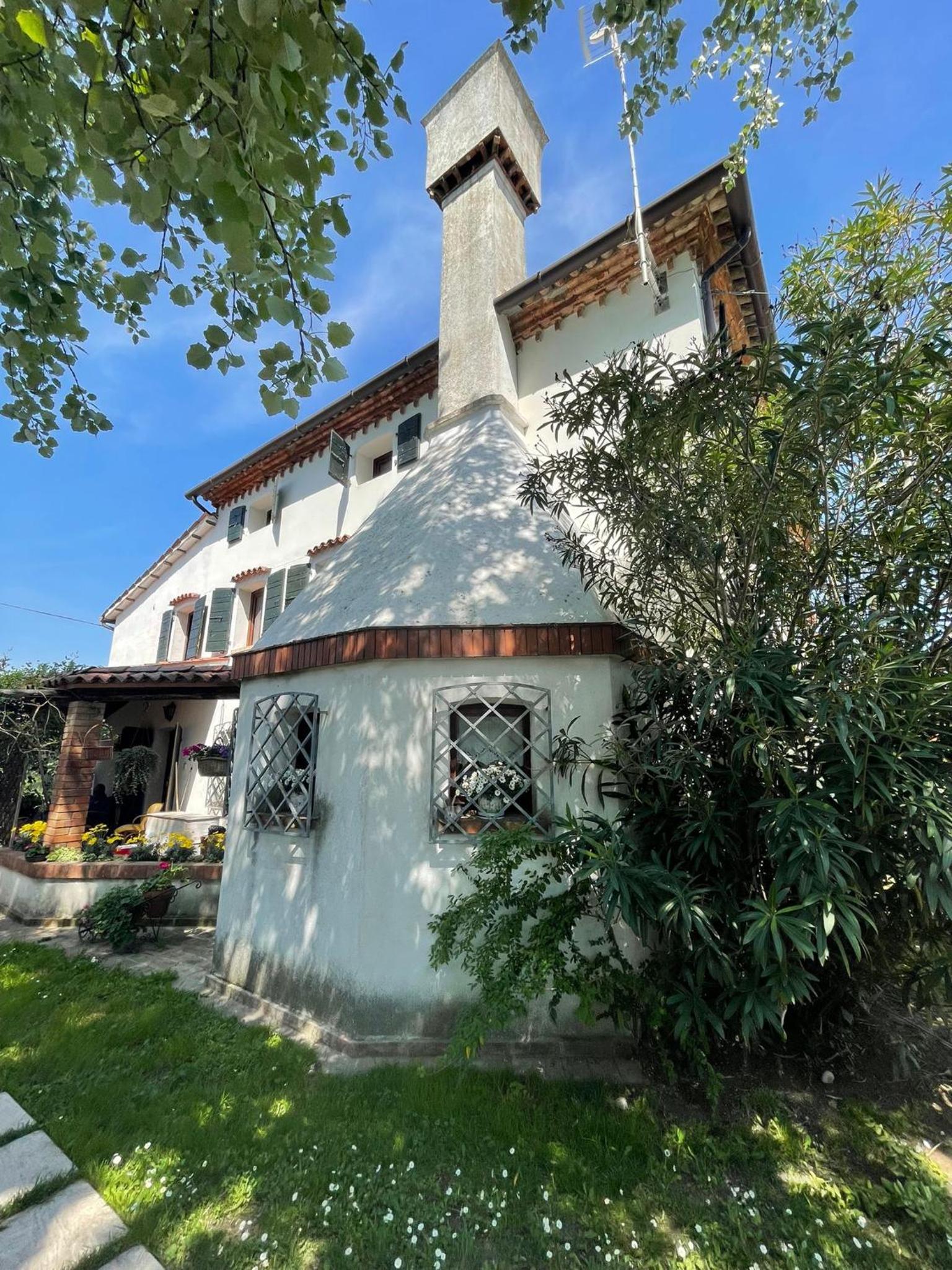 La Bricola