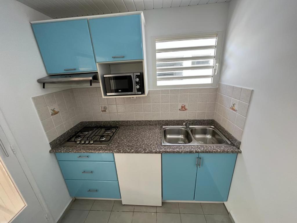 CHARMANTS BUNGALOWS AVEC PISCINE view 2