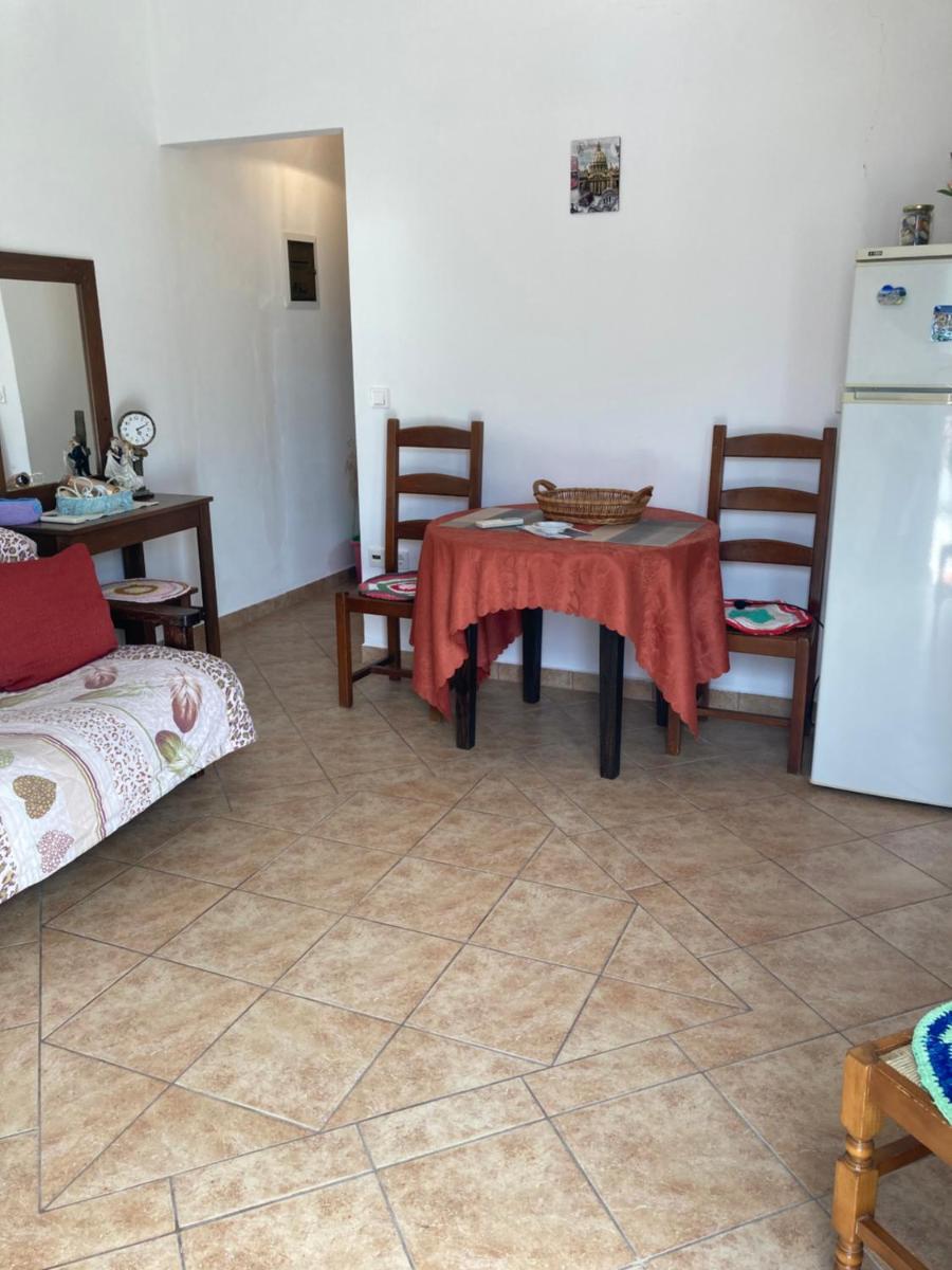 AGKYRA Rooms (Faith) view 5