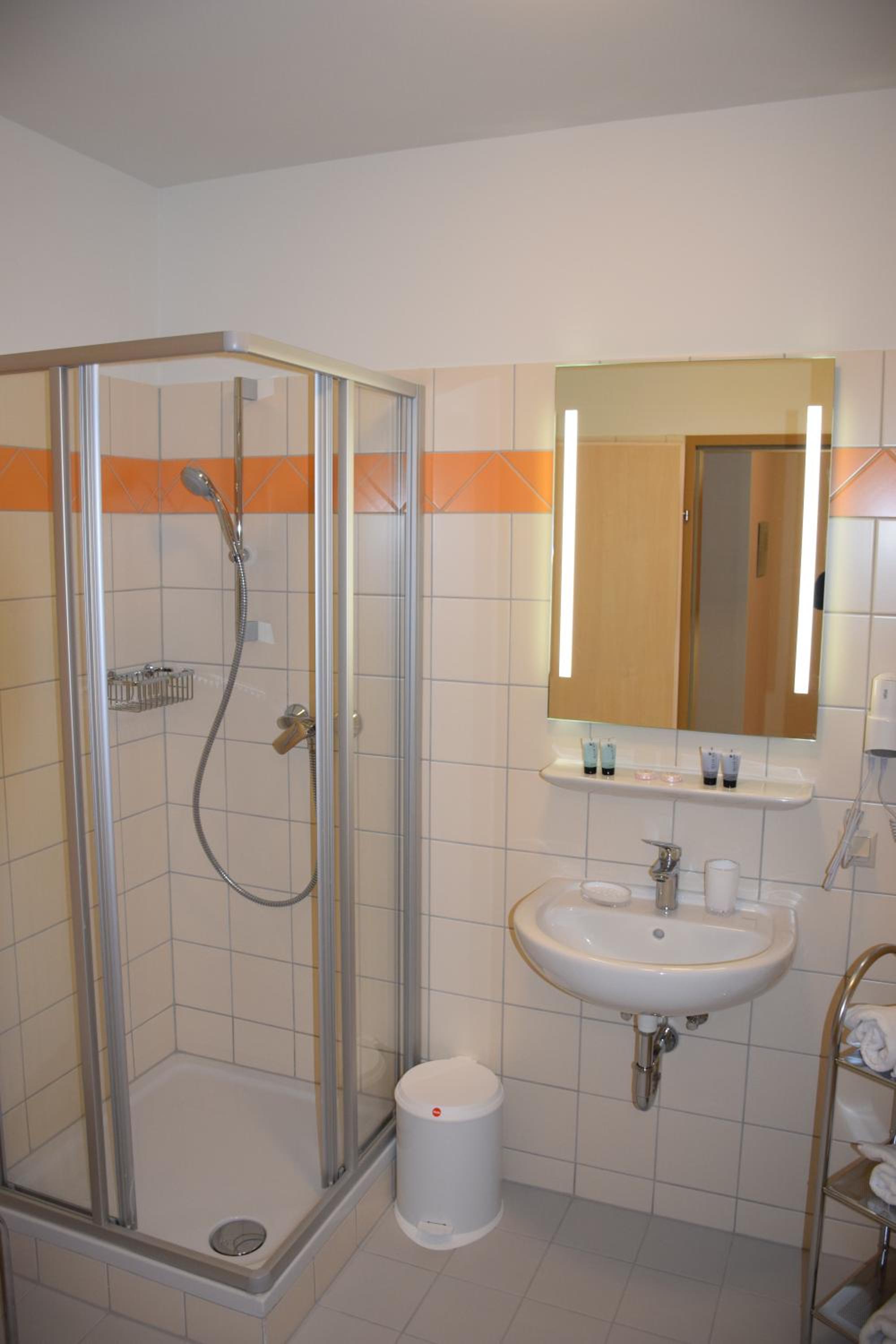 Atrium Gästezimmer und Restaurant - Hohenau an der March